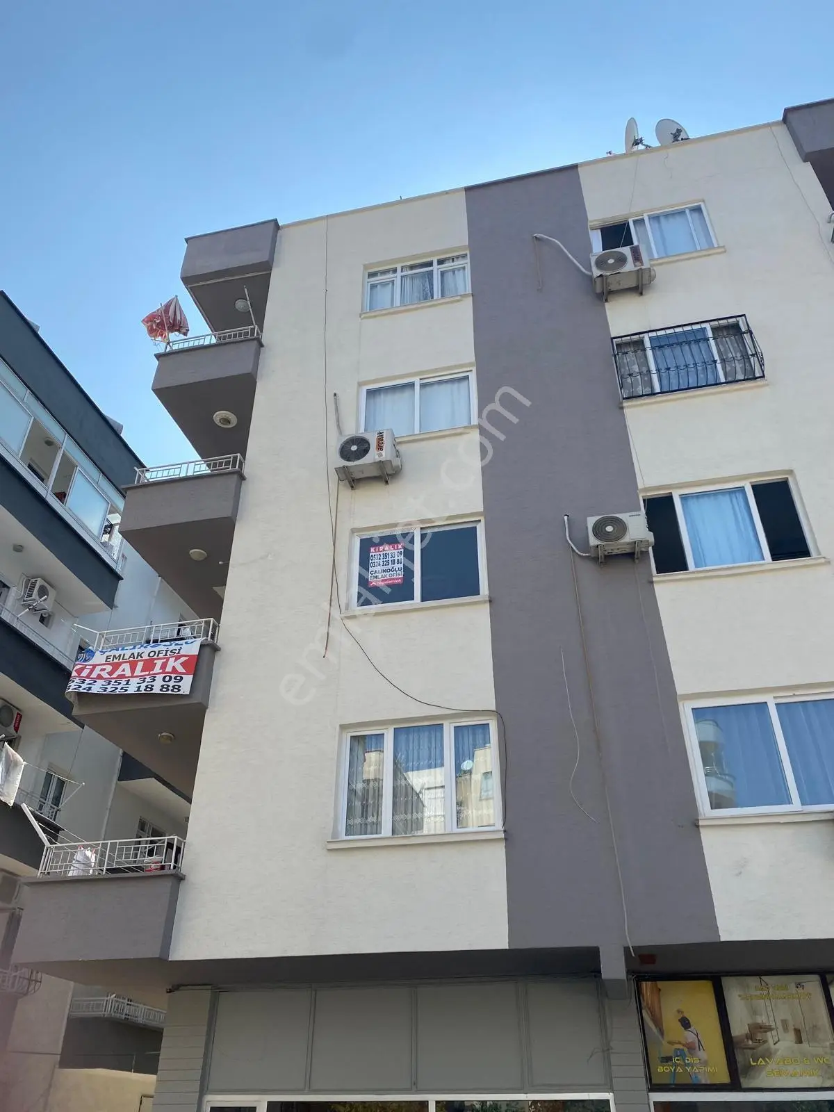 Bahçelievler'de Full Yapılı Ara Kat Satılık 3+1 Daire