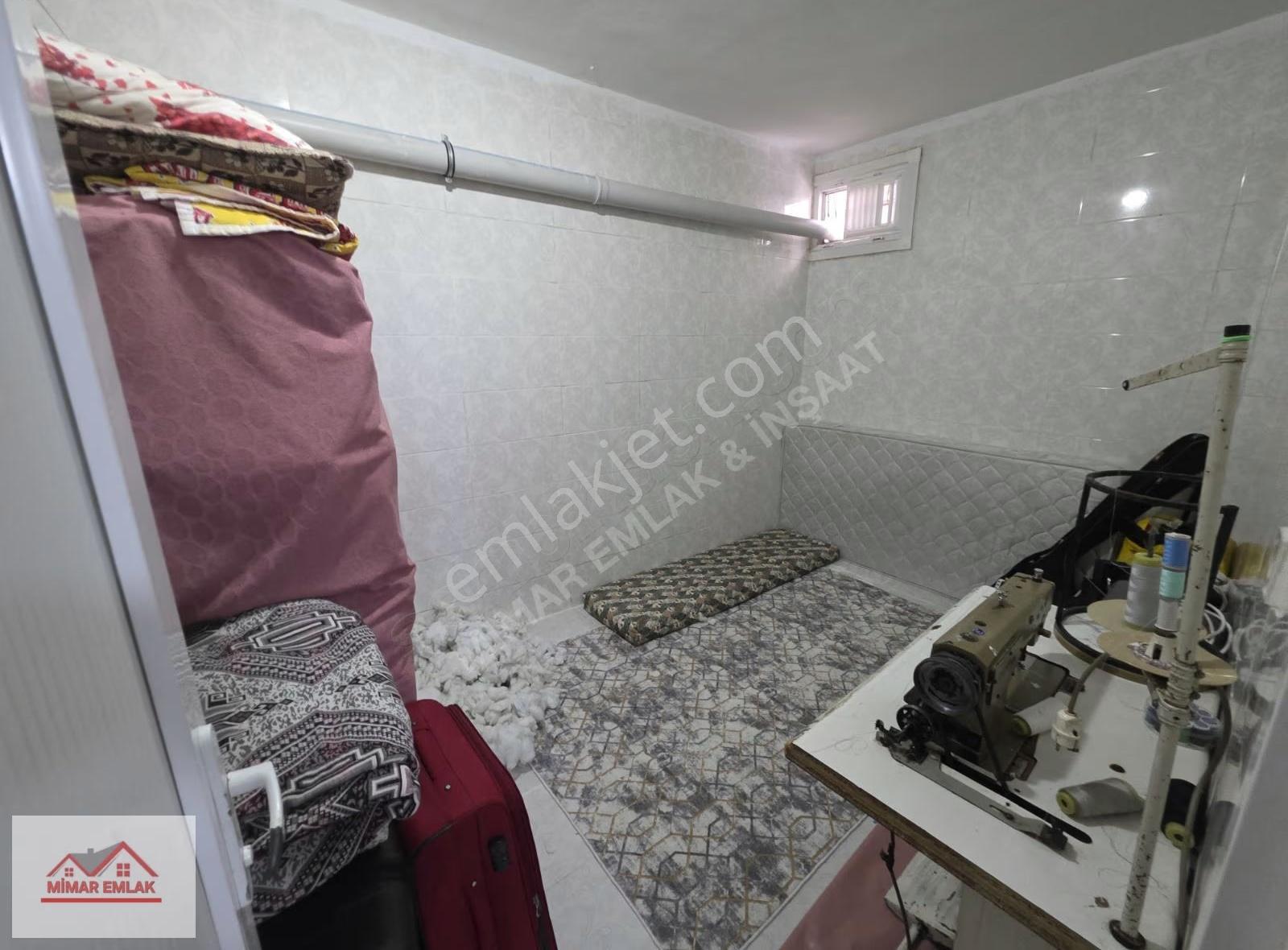 Mimar Emlak'tan Mehmet Akifte 26m² Hisseli 3+1 Giriş Kat - Görsel 9
