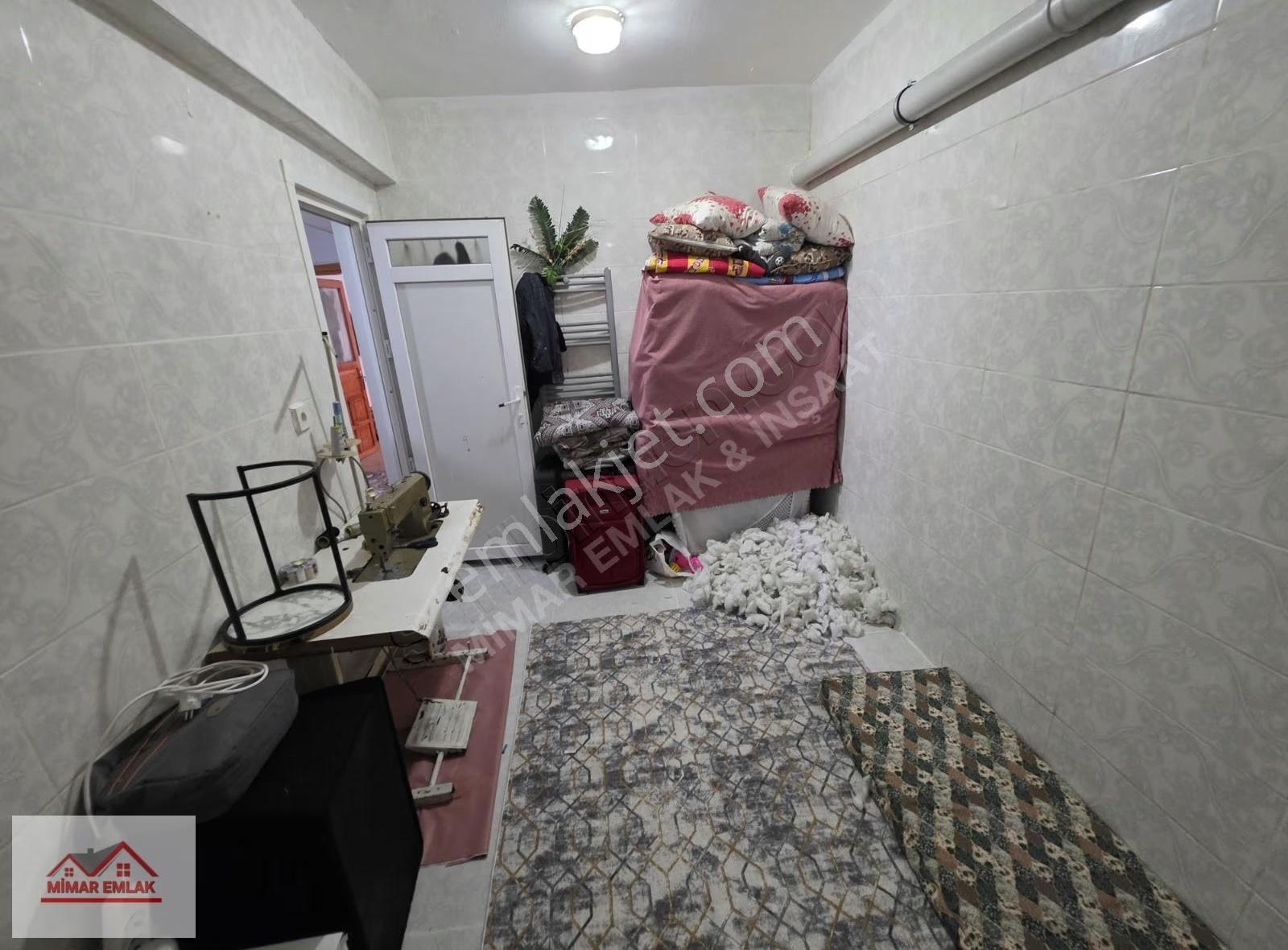 Mimar Emlak'tan Mehmet Akifte 26m² Hisseli 3+1 Giriş Kat - Görsel 8