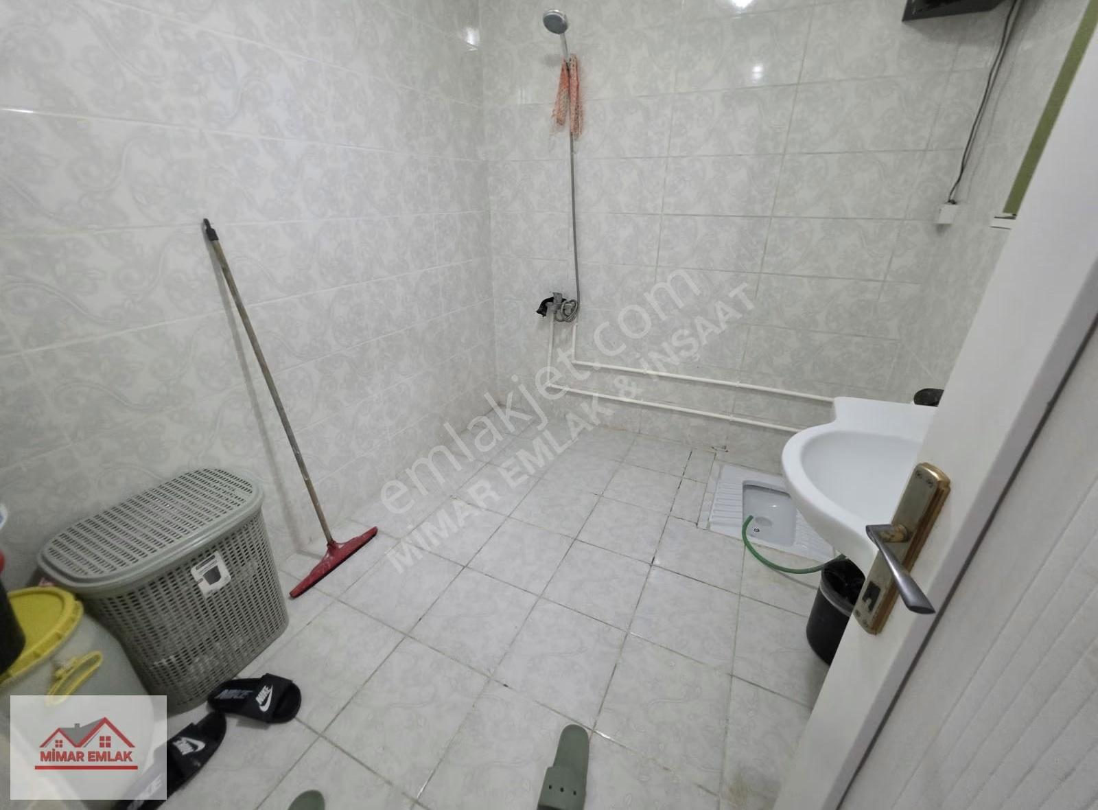Mimar Emlak'tan Mehmet Akifte 26m² Hisseli 3+1 Giriş Kat - Görsel 13