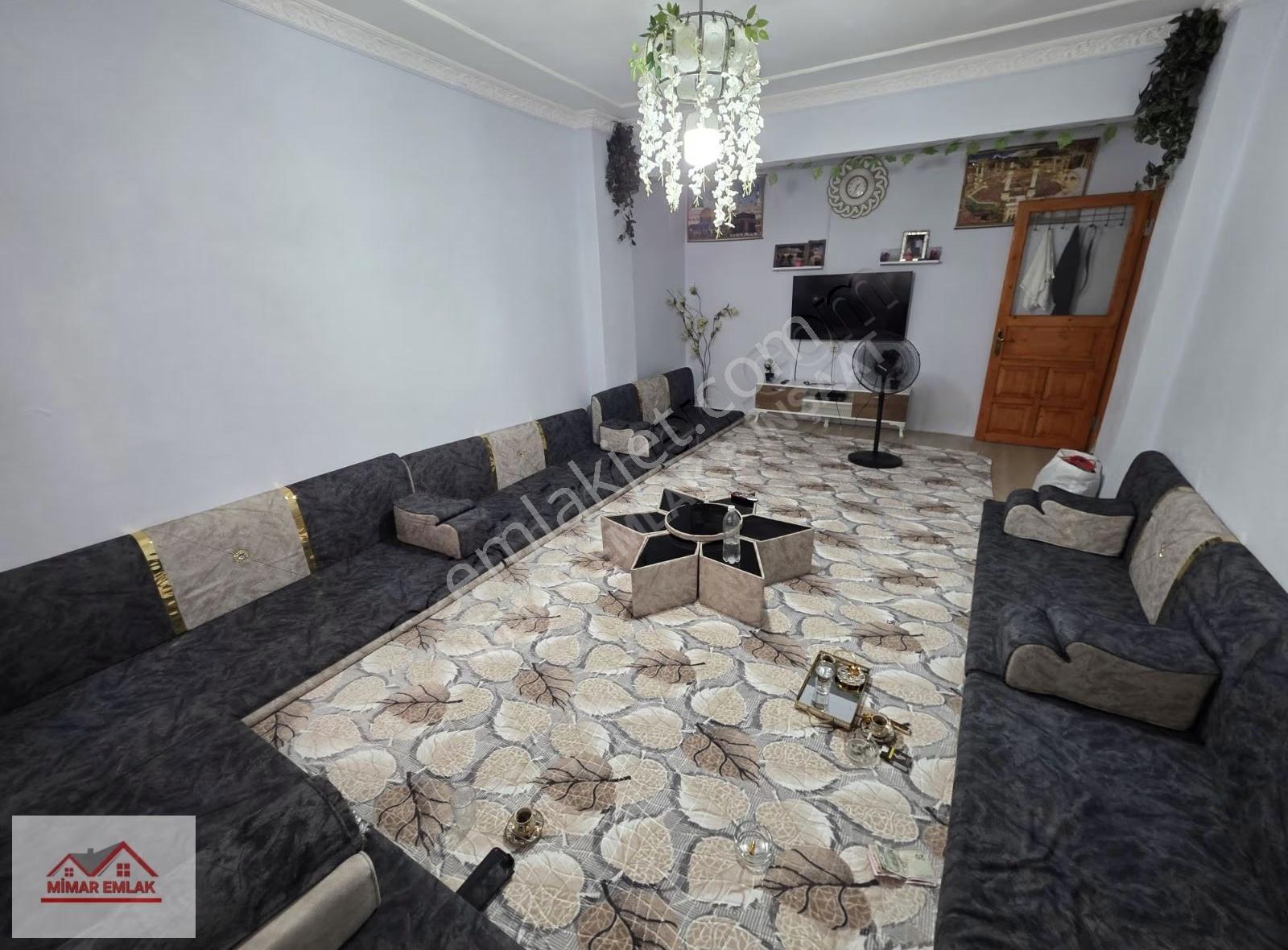 Mimar Emlak'tan Mehmet Akifte 26m² Hisseli 3+1 Giriş Kat - Görsel 15