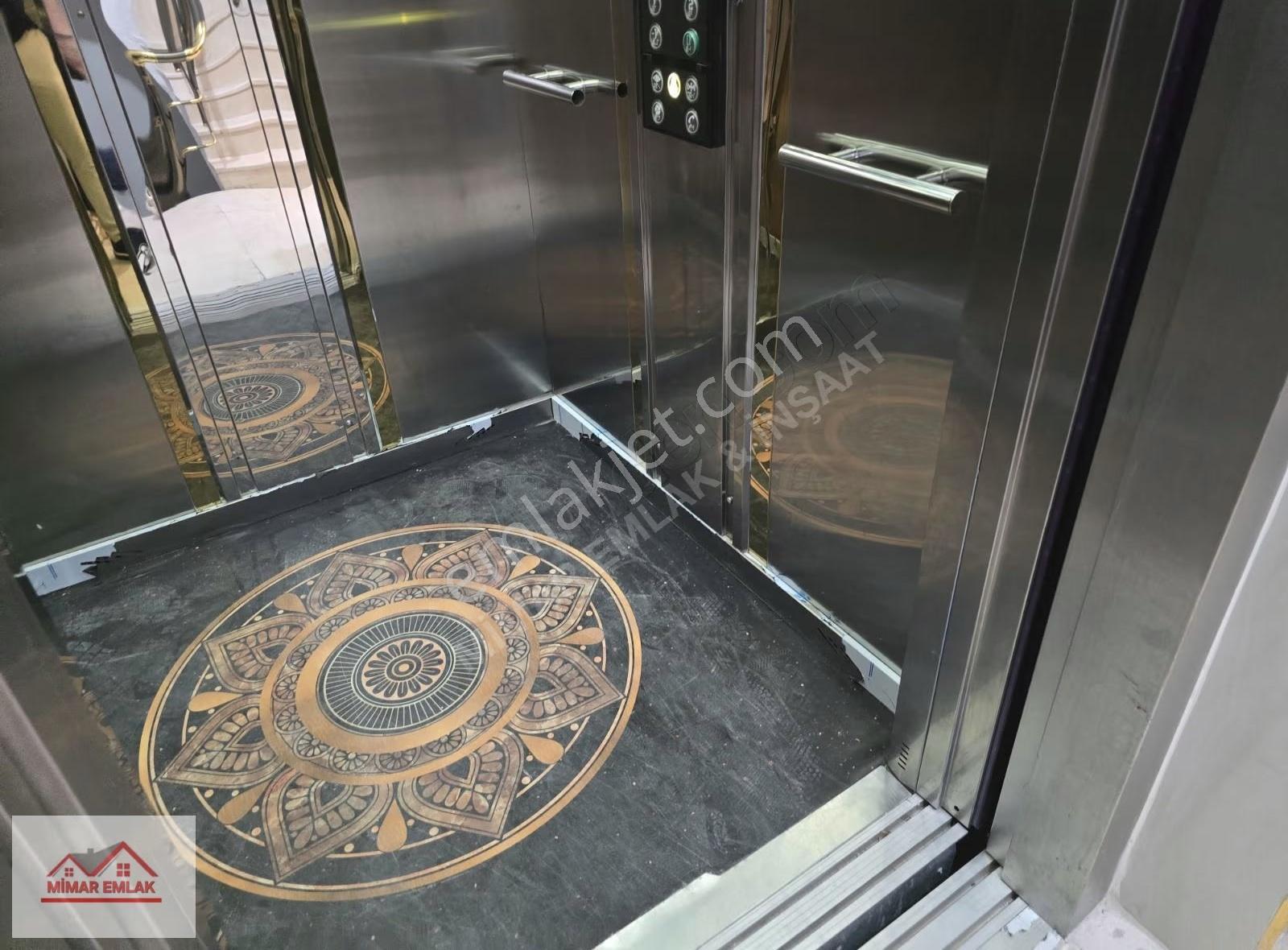 Başakşehir Güvercintepede Satılık 3+2 Öncephe Lüx Düblex Daire