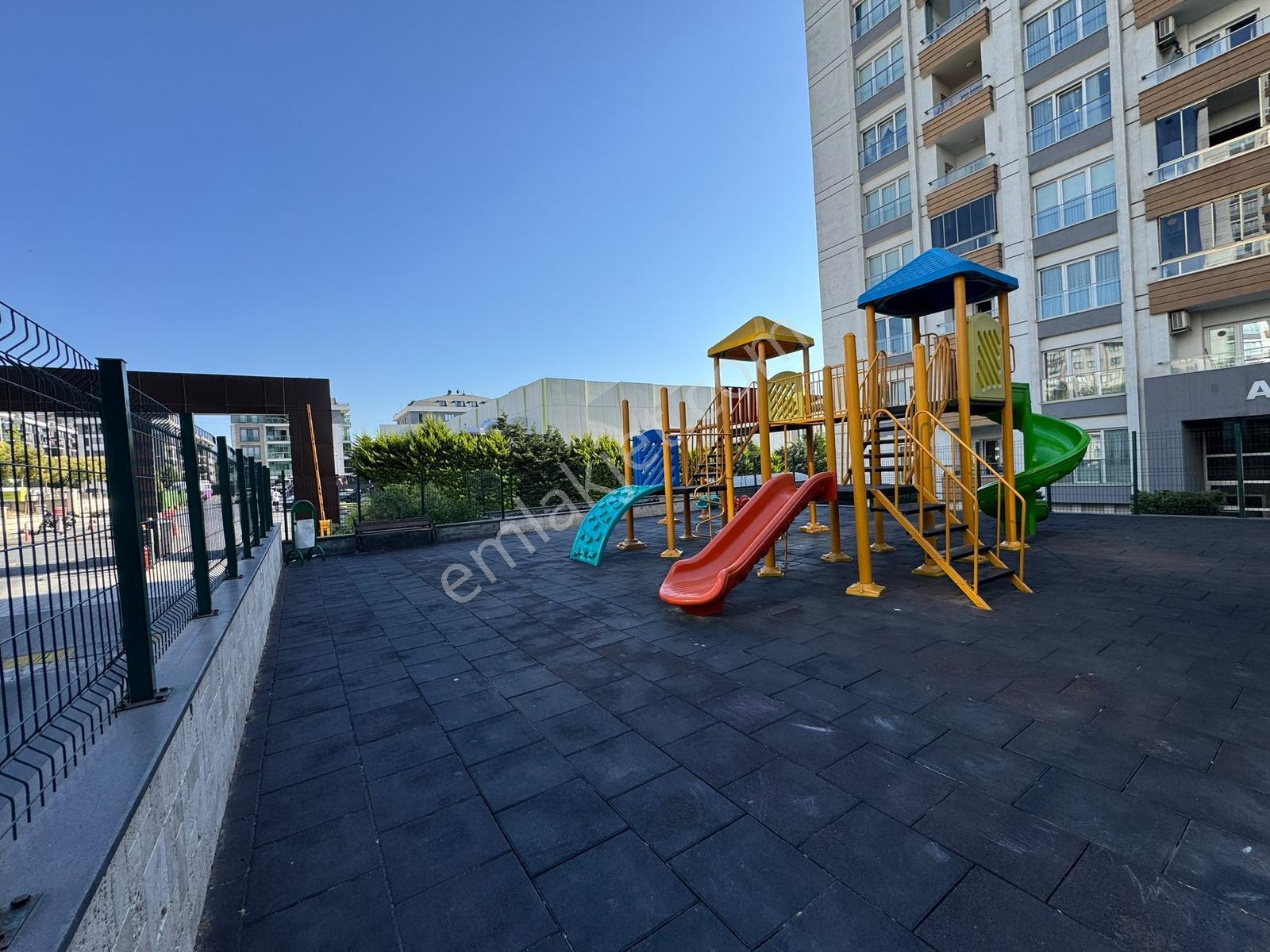 Beylikdüzü Kavaklı Da Eşyalı Kiralık 2+1 Full Site Konsepti - Görsel 23