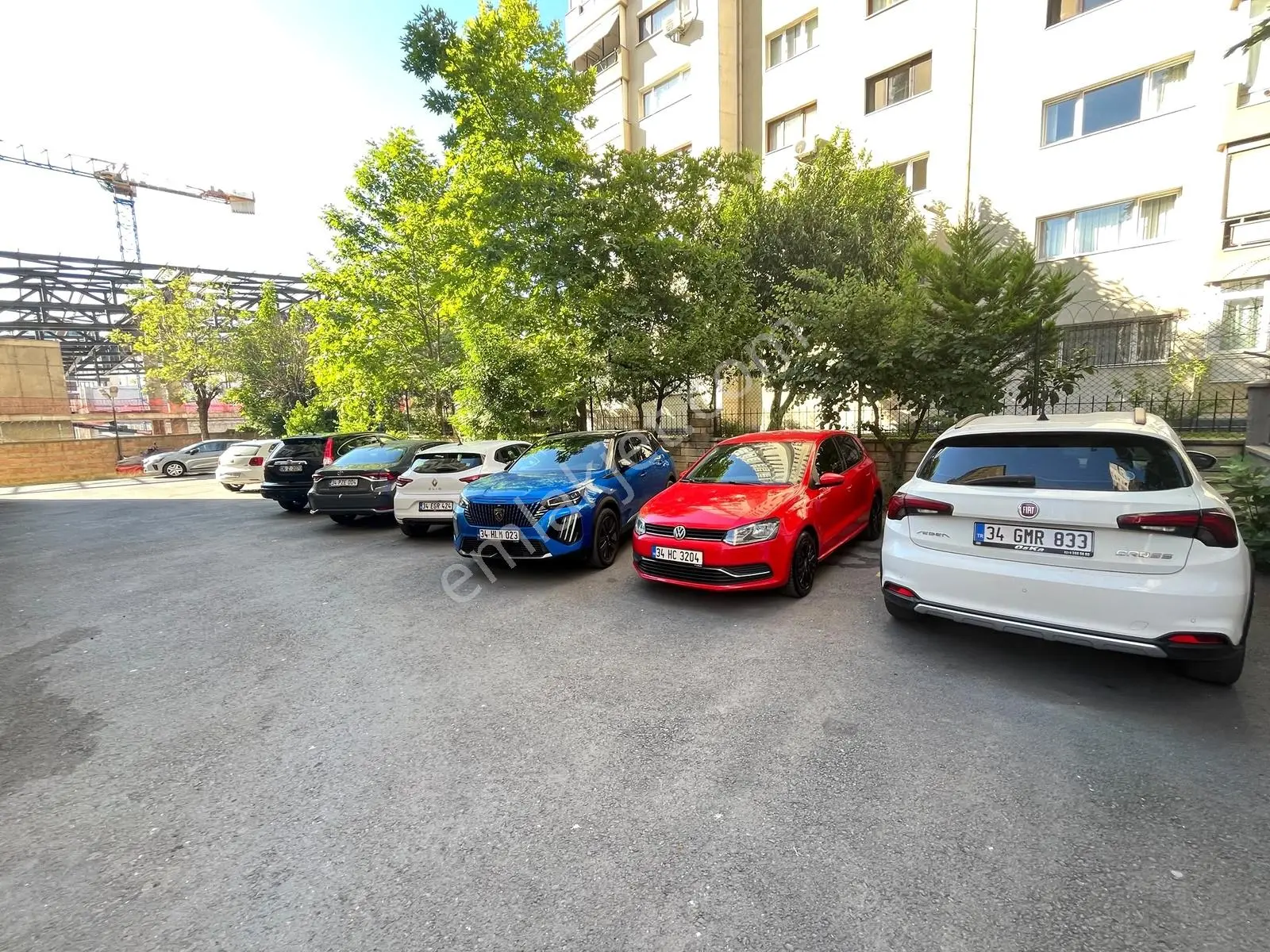 Yatırım'dan İçerenköyde Krediye Uygun Ayrı Mutfaklı Geniş 2+1 - Görsel 33