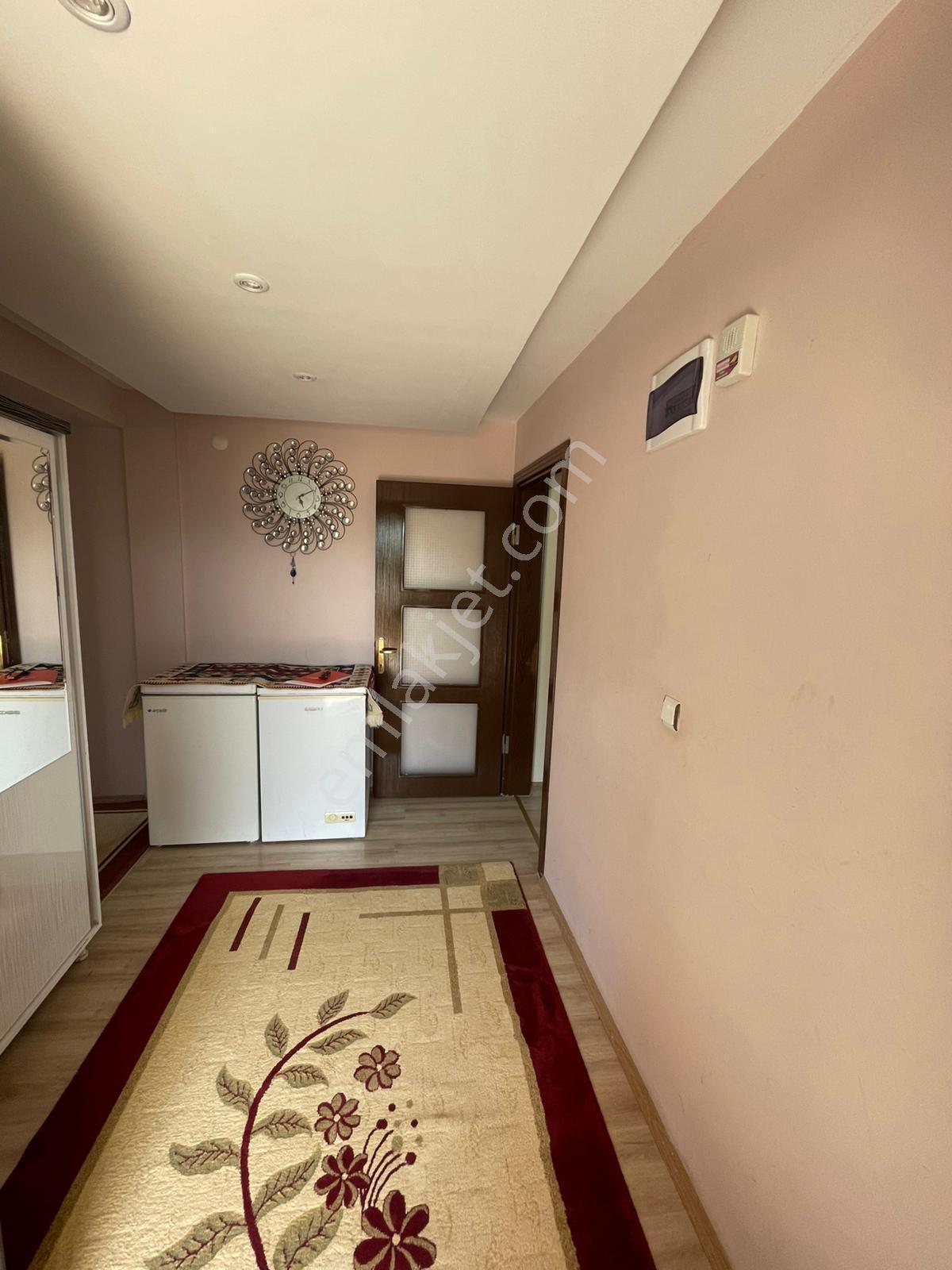 Almus'ta Baraj Manzaralı Özel Konumlu Satılık Villa - Görsel 23