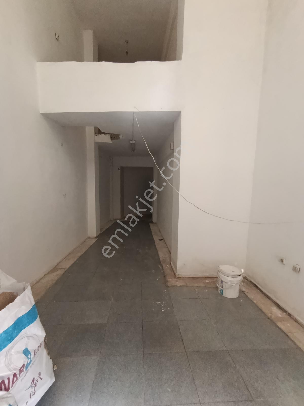 Poyraz'dan Muratpaşa Elmalı Mh. 25m² Asma Katlı Kiralık Dükkan - Görsel 4