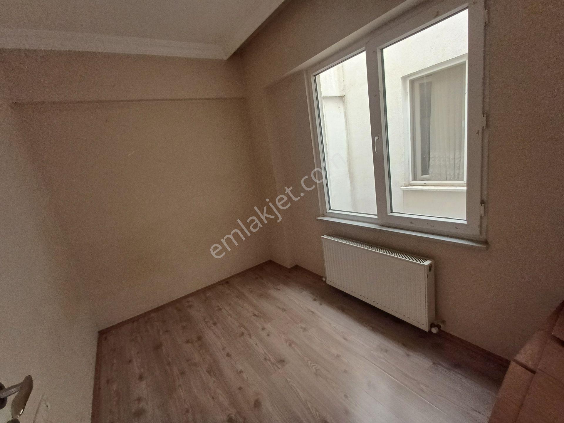 İstasyon Mahallesinde Eşyasız 1+1 Daire Kiralıktır - Görsel 14