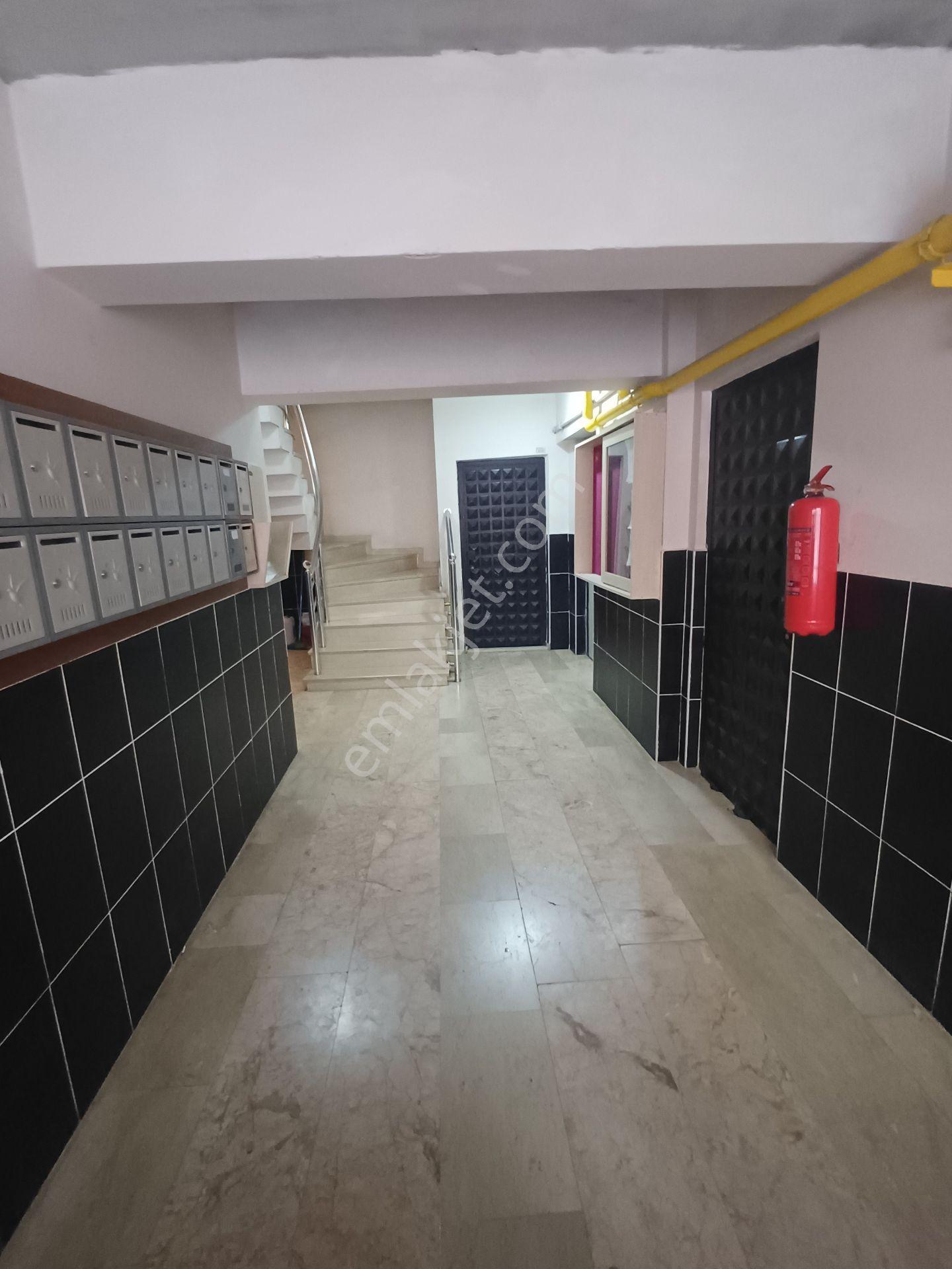İstasyon Mahallesinde Eşyasız 1+1 Daire Kiralıktır - Görsel 26