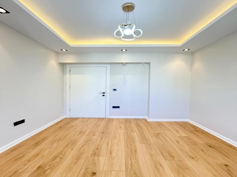 Merkezi Konumda Site İçerisinde Peysaj Cephe 2+1 Daire Fırsatı!! - Görsel 17