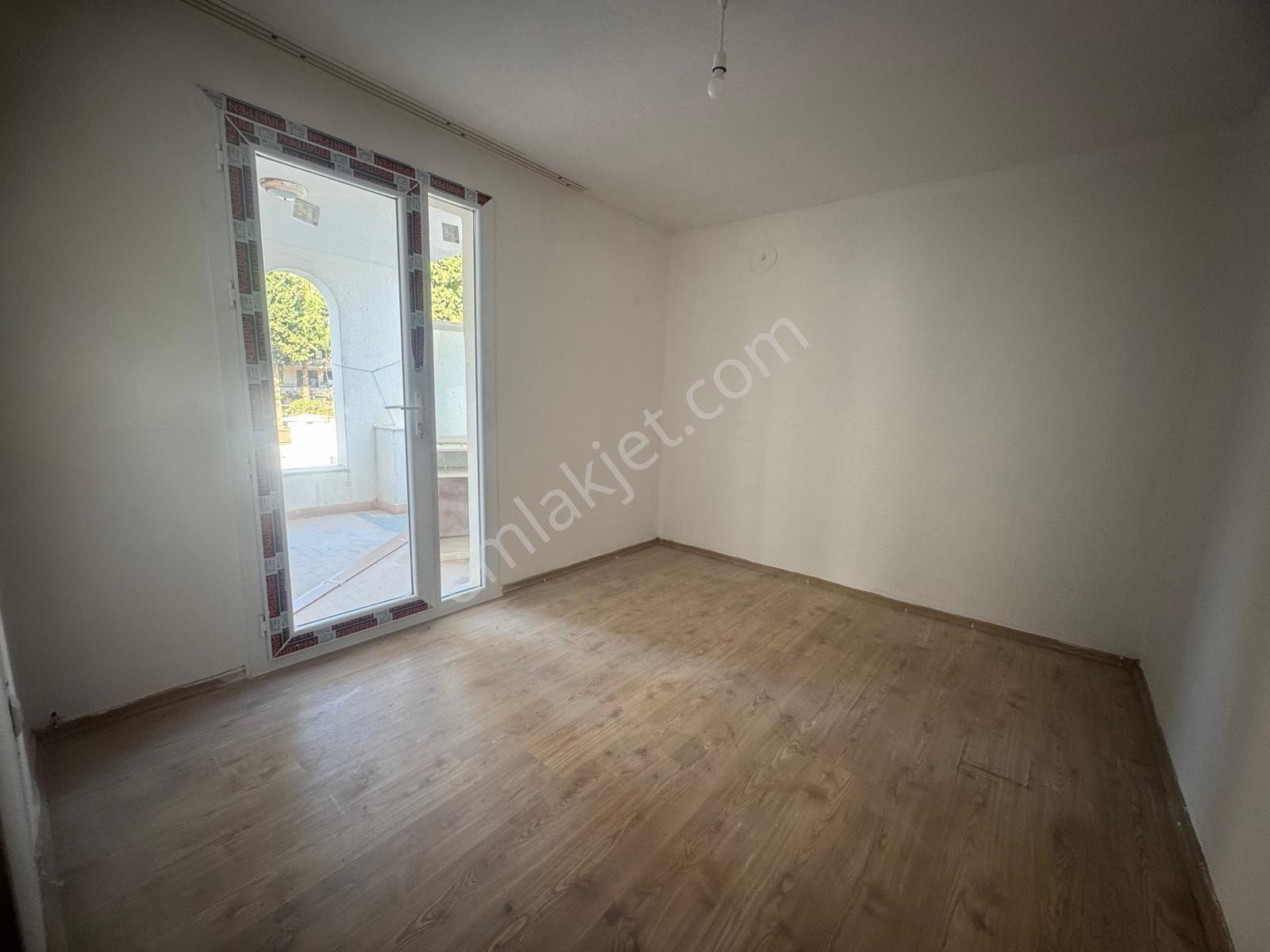 Remax Toros'tan Dolphin Sitesi'nde 5+1 Triplex Villa - Görsel 22