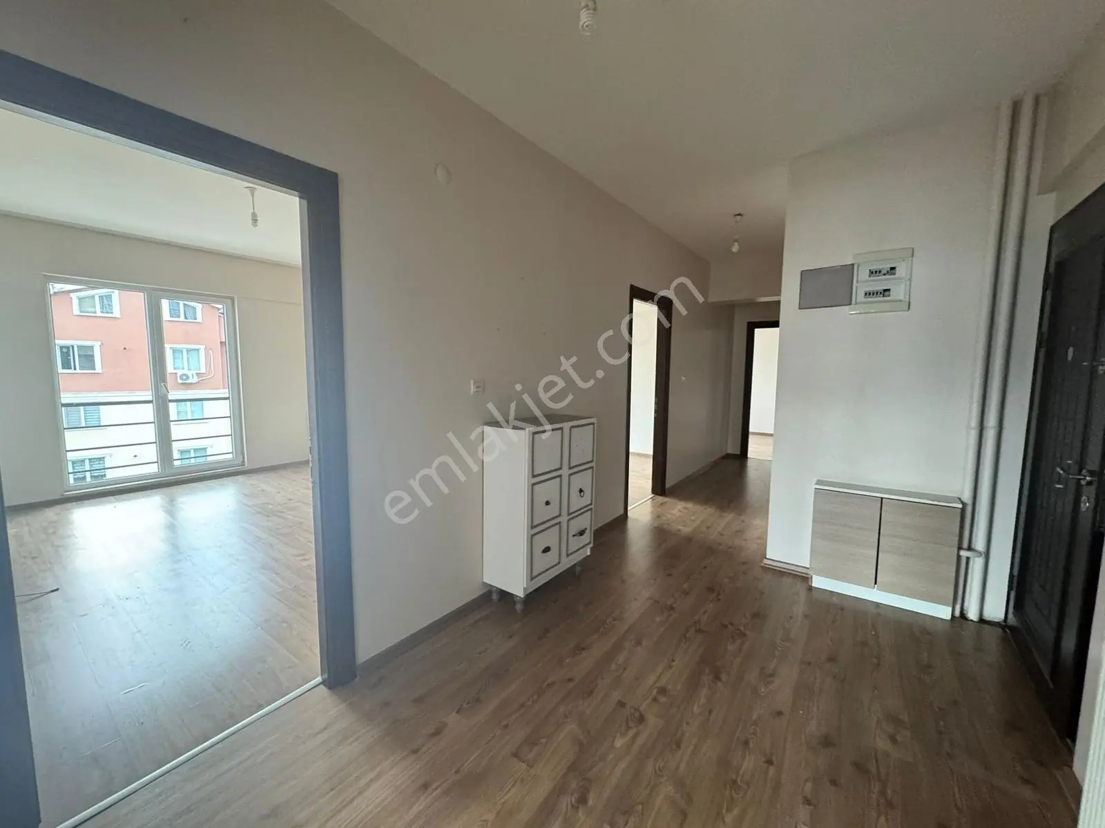 Tokat Karşıyaka Kemal Arat Okulu Yanında 3+1çift Cepheli Kiralık - Görsel 12
