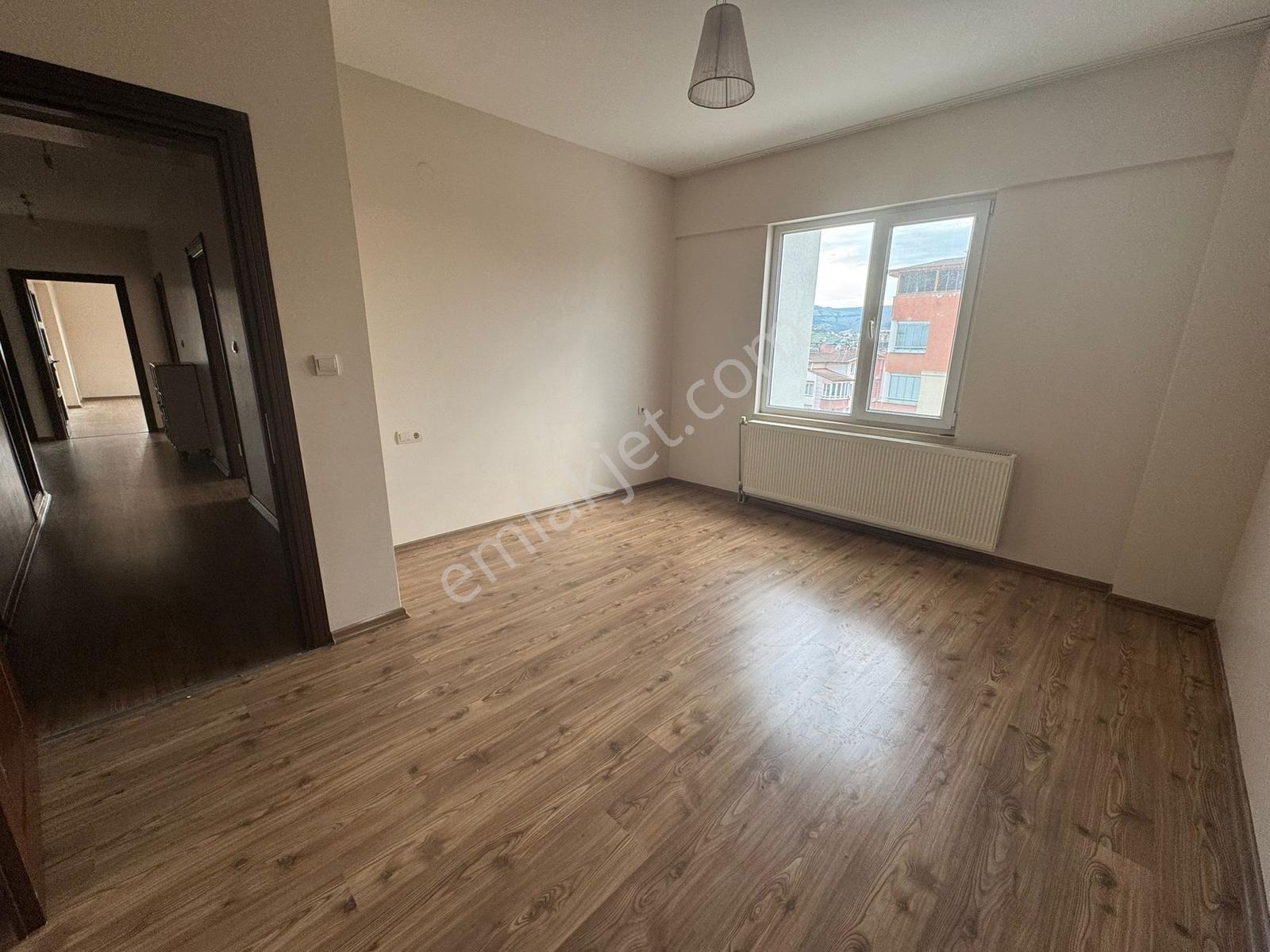 Tokat Karşıyaka Kemal Arat Okulu Yanında 3+1çift Cepheli Kiralık - Görsel 6