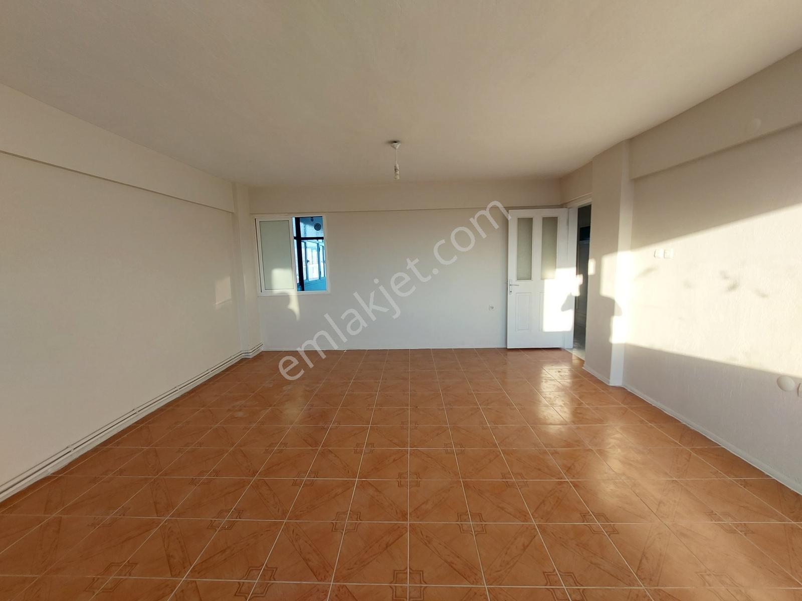 Karşıyaka İnönü Mah.deniz Manzaralı Kiralık Boş Daire Kanıt Emla - Görsel 21