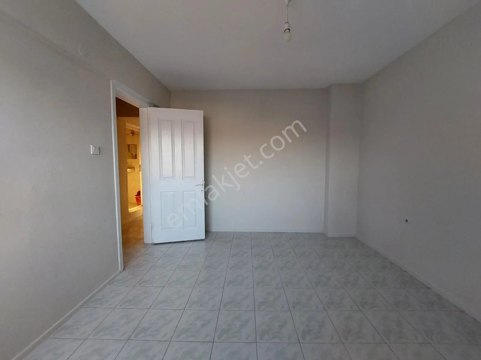 Karşıyaka İnönü Mah.deniz Manzaralı Kiralık Boş Daire Kanıt Emla - Görsel 7