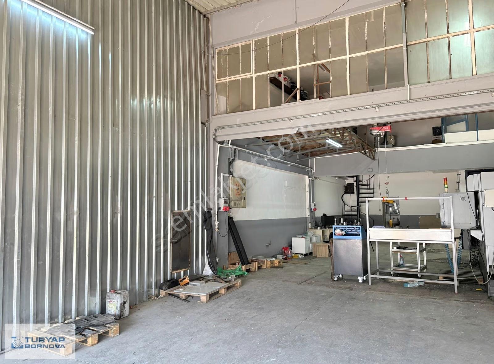 Bornova 4. Sanayi'de Batar Katlı 150 M² Dükkan - İmalathane - Görsel 4