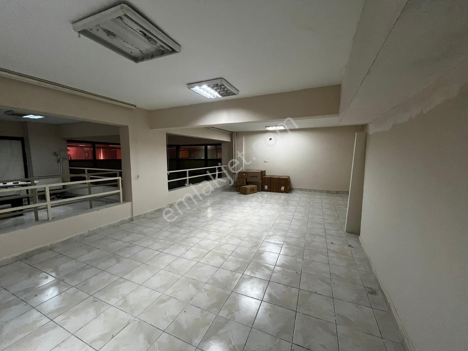 Tekstilkent'te Yük Asansörünün Yanında 125 M2 Kiralık İş Yeri - Görsel 6