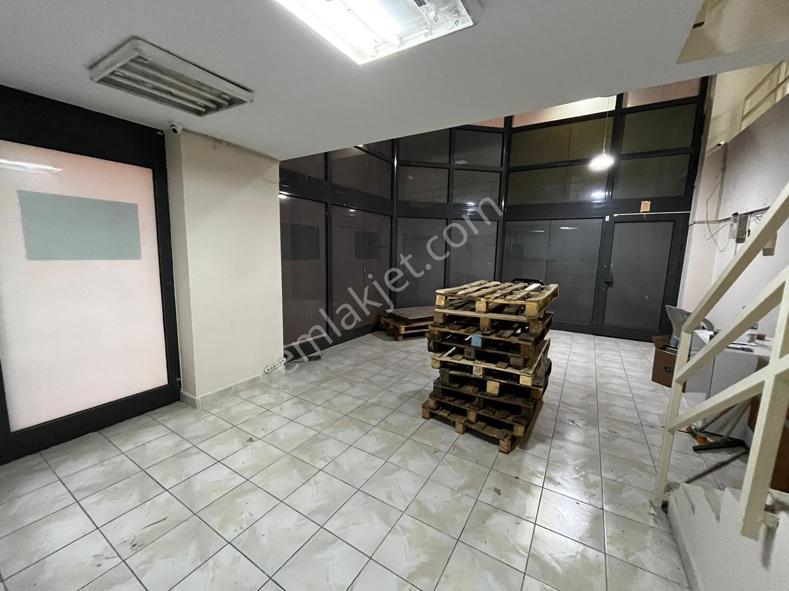 Tekstilkent'te Yük Asansörünün Yanında 125 M2 Kiralık İş Yeri - Görsel 9