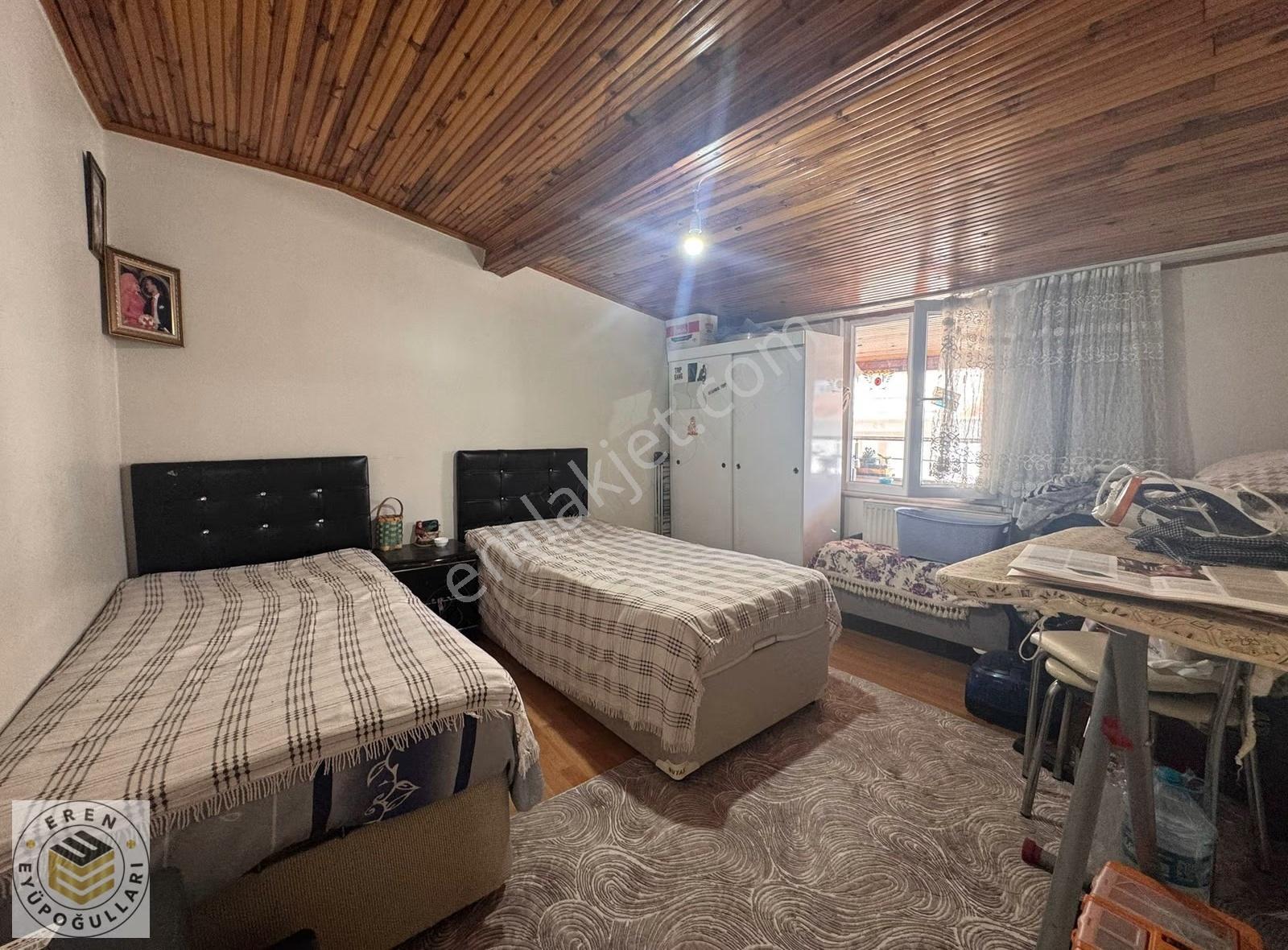 B.paşa Altıntepsi Mh. 2+2 140m² Yeni Çatı Sistemli Satılık Daire - Görsel 2