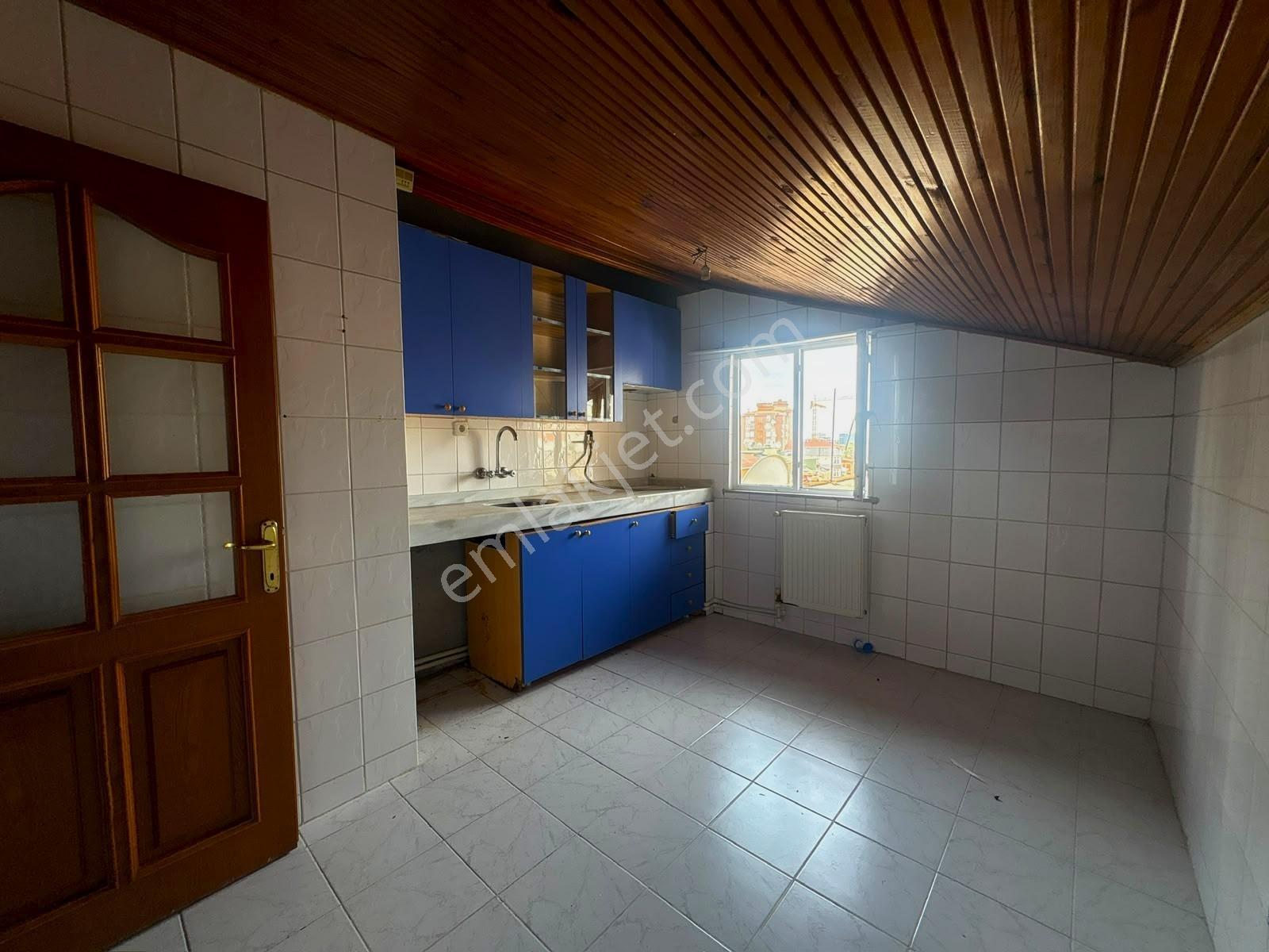 Ataşehir İçerenköy'de Merkezi Konumda Kiralık 2+1 Daire - Görsel 13