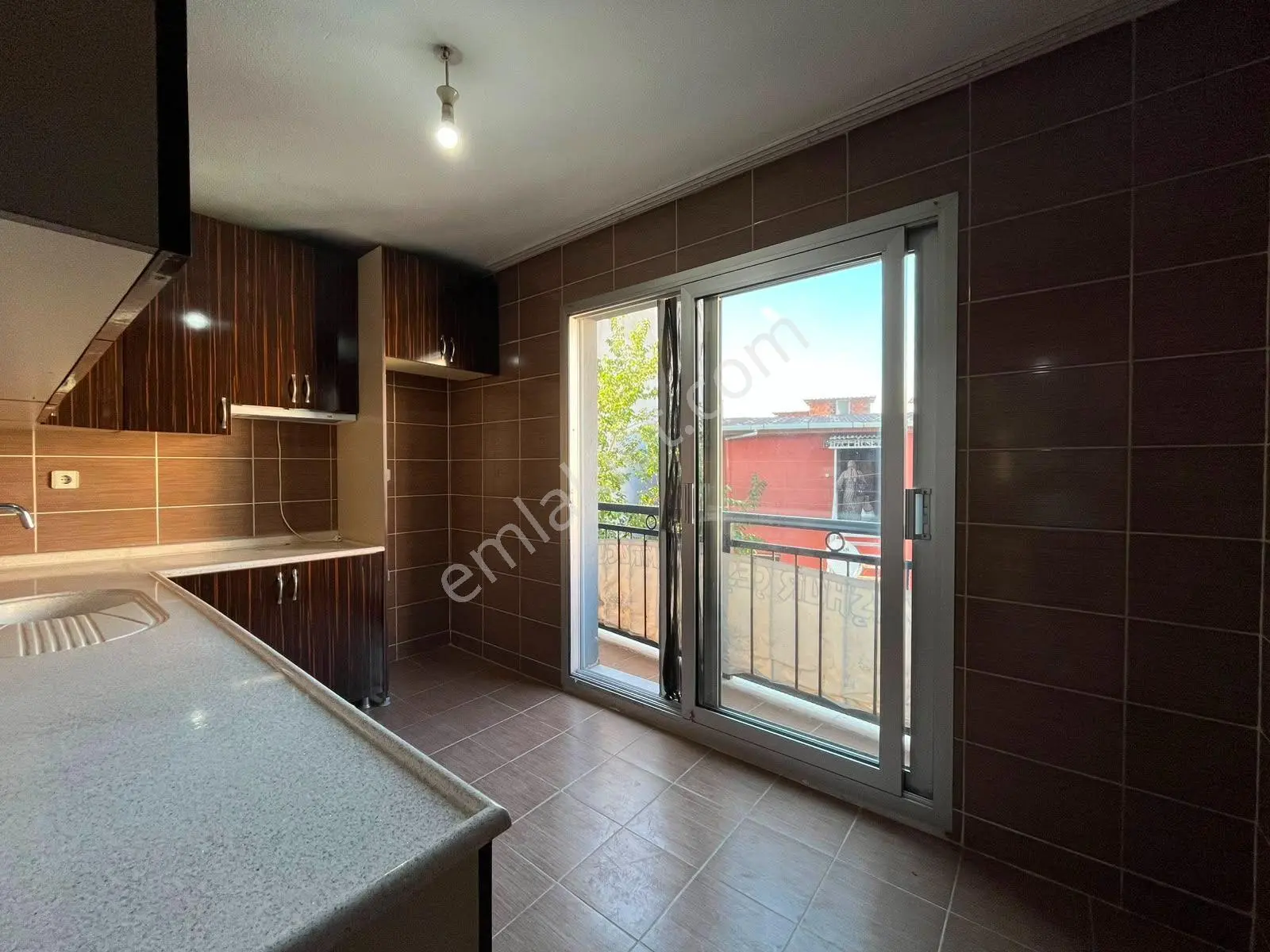 Gümüşpala Merkezde Sağlık Ocağı Ve Okul Yakını 2+1 Kiralık Daire - Görsel 5