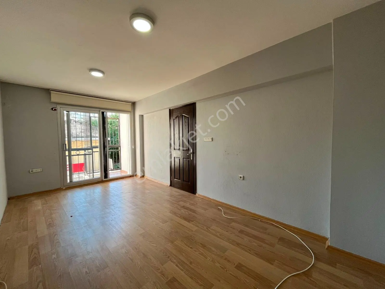 Gümüşpala Merkezde Sağlık Ocağı Ve Okul Yakını 2+1 Kiralık Daire - Görsel 3