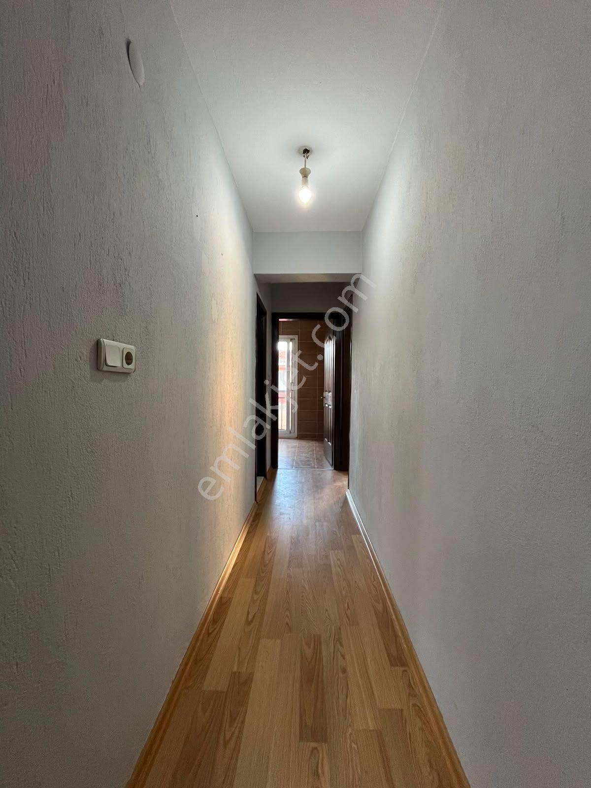 Gümüşpala Merkezde Sağlık Ocağı Ve Okul Yakını 2+1 Kiralık Daire - Görsel 16