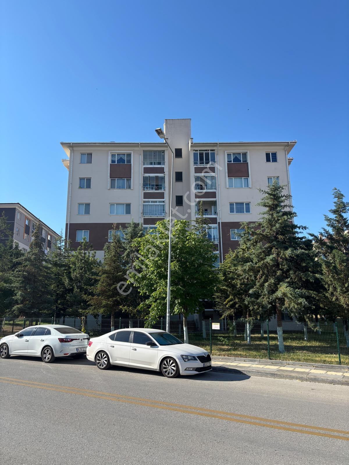 Cb Vizyon'dan Gölbaşı Eymir Mahallesi Toki'de C2 Kiralık Daire - Görsel 4