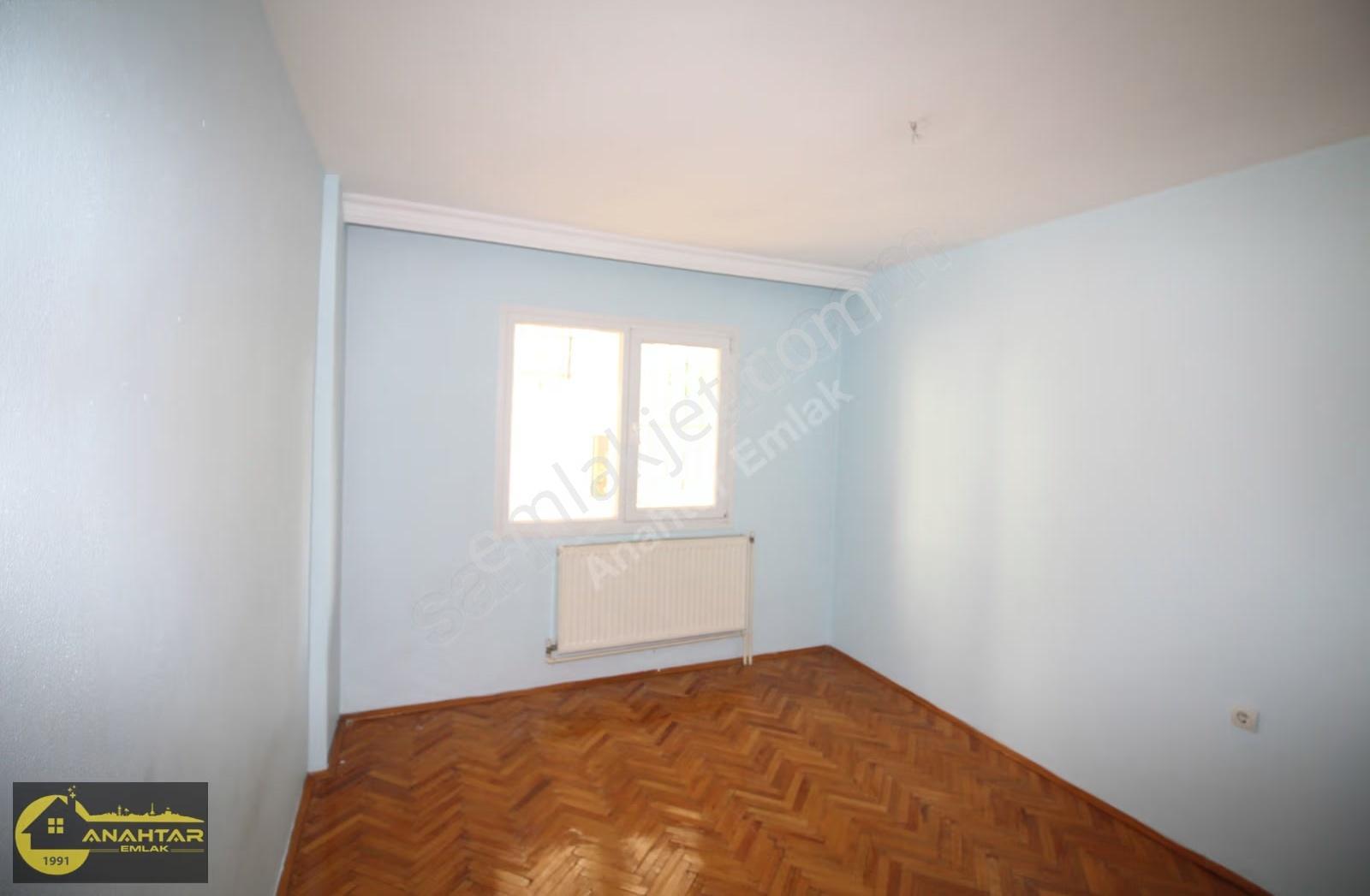 Basınsitesi De Doğalgazlı Asansörlü Otoparklı Geniş 3+1 - Görsel 27