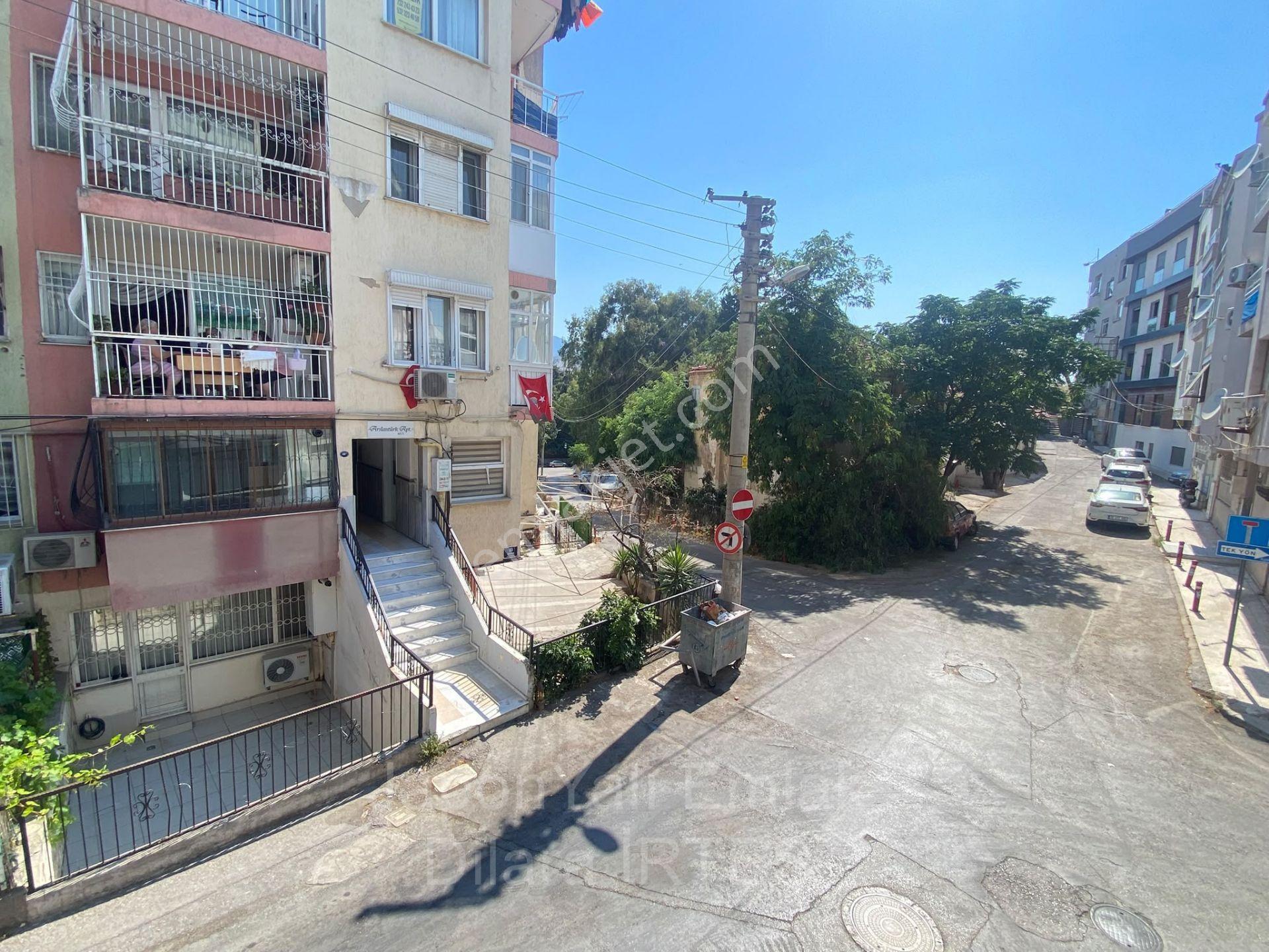 Göztepe Metro Yakını Köşe Cepheli Satılık Daire - Görsel 7