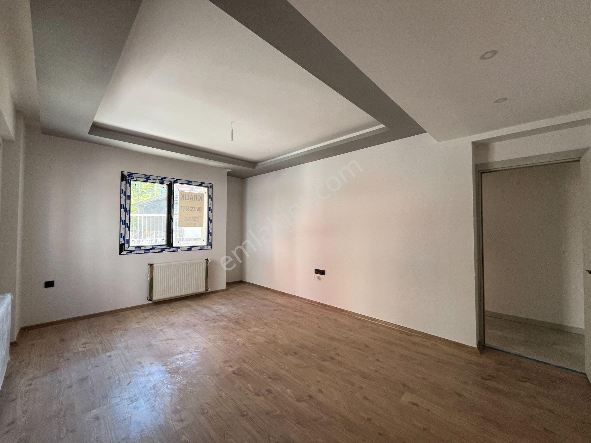 Gümüşpala Merkez'de Doğalgazlı Ve Ankastreli 2+1 Kiralık Daire - Görsel 3