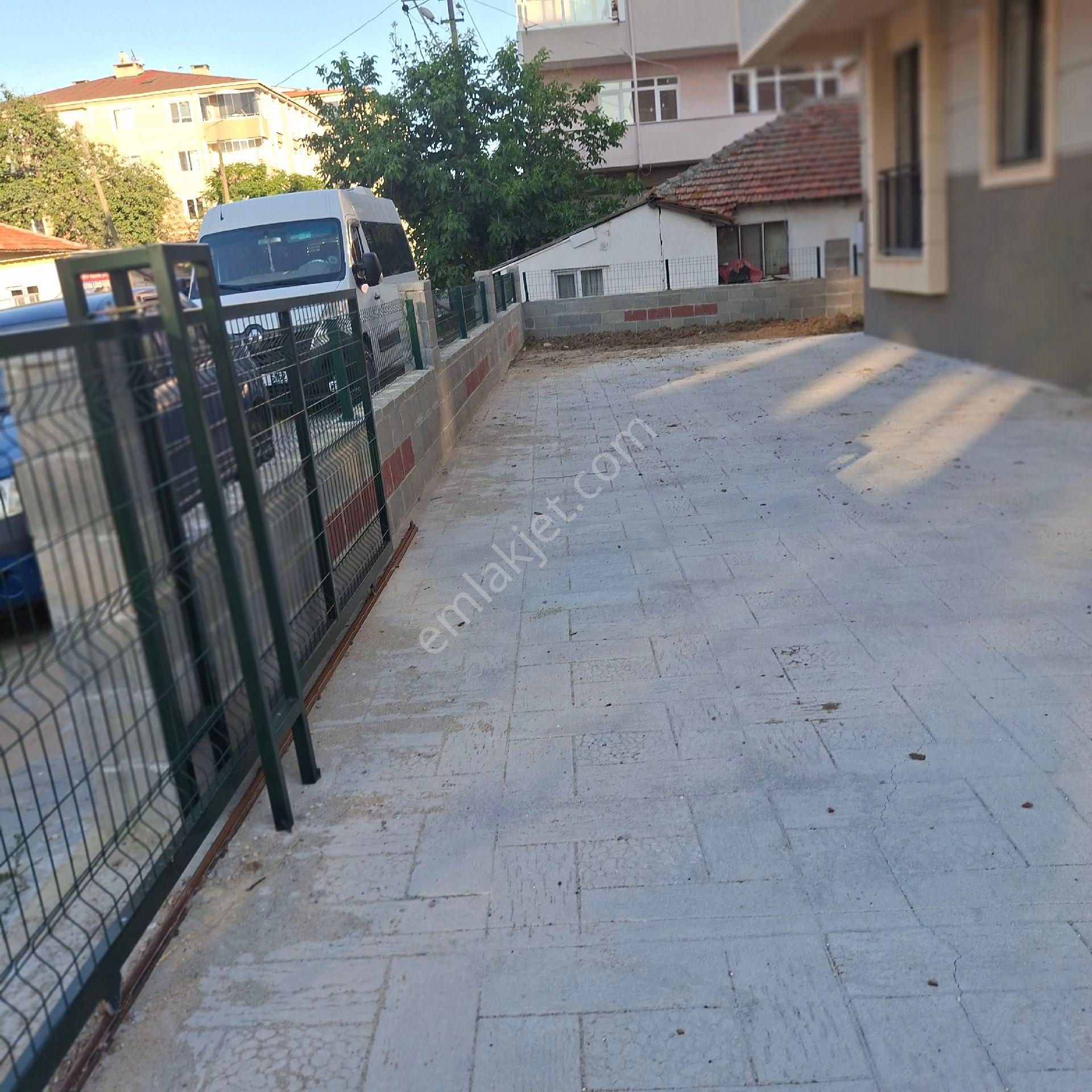 Tekirdağ Muratlı Fatih Mah.de Merkezi Konumda Geniş,aydınlık Sıfır 2+1 Yüksek Giriş Kiralık Daire - Görsel 27