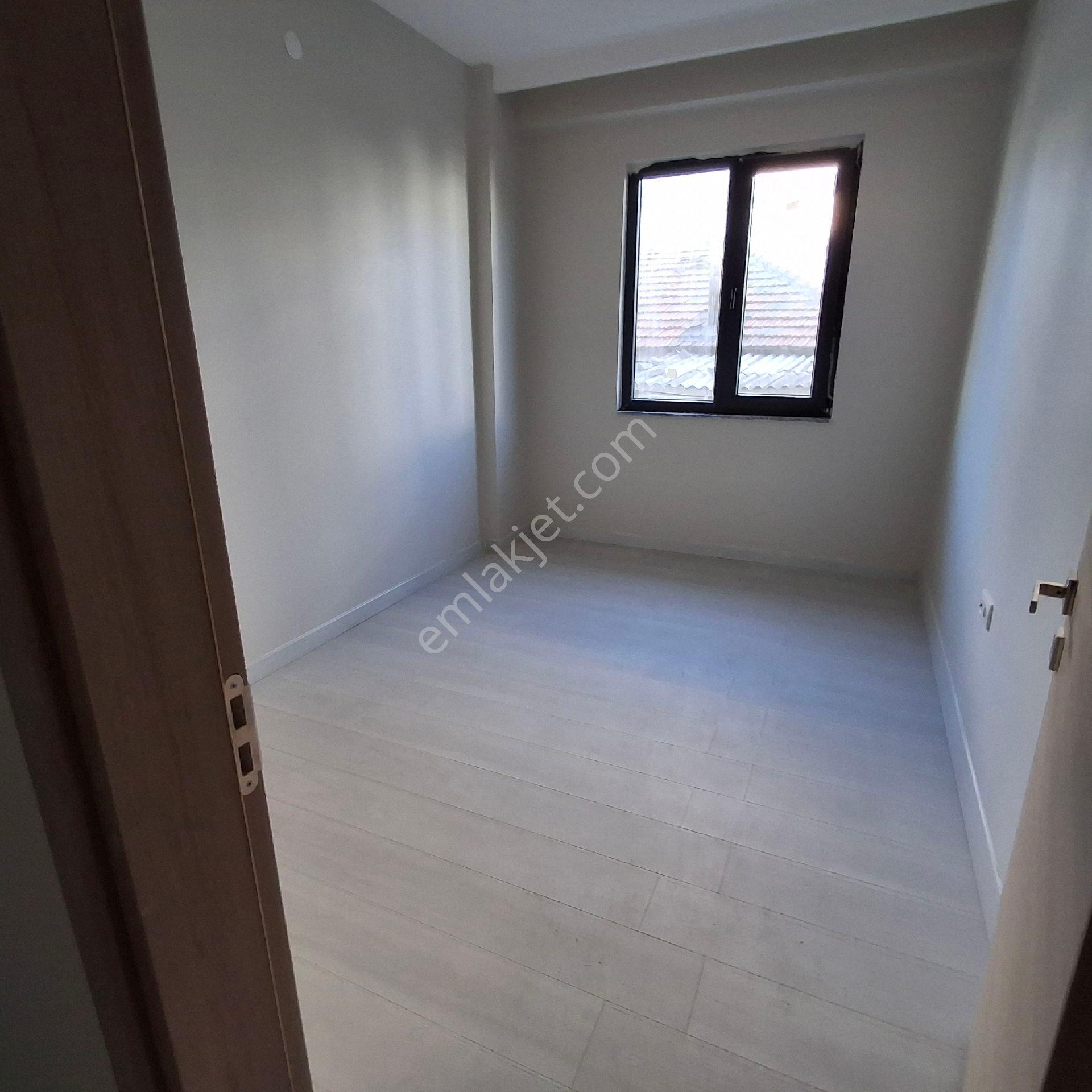 Tekirdağ Muratlı Fatih Mah.de Merkezi Konumda Geniş,aydınlık Sıfır 2+1 Yüksek Giriş Kiralık Daire - Görsel 10