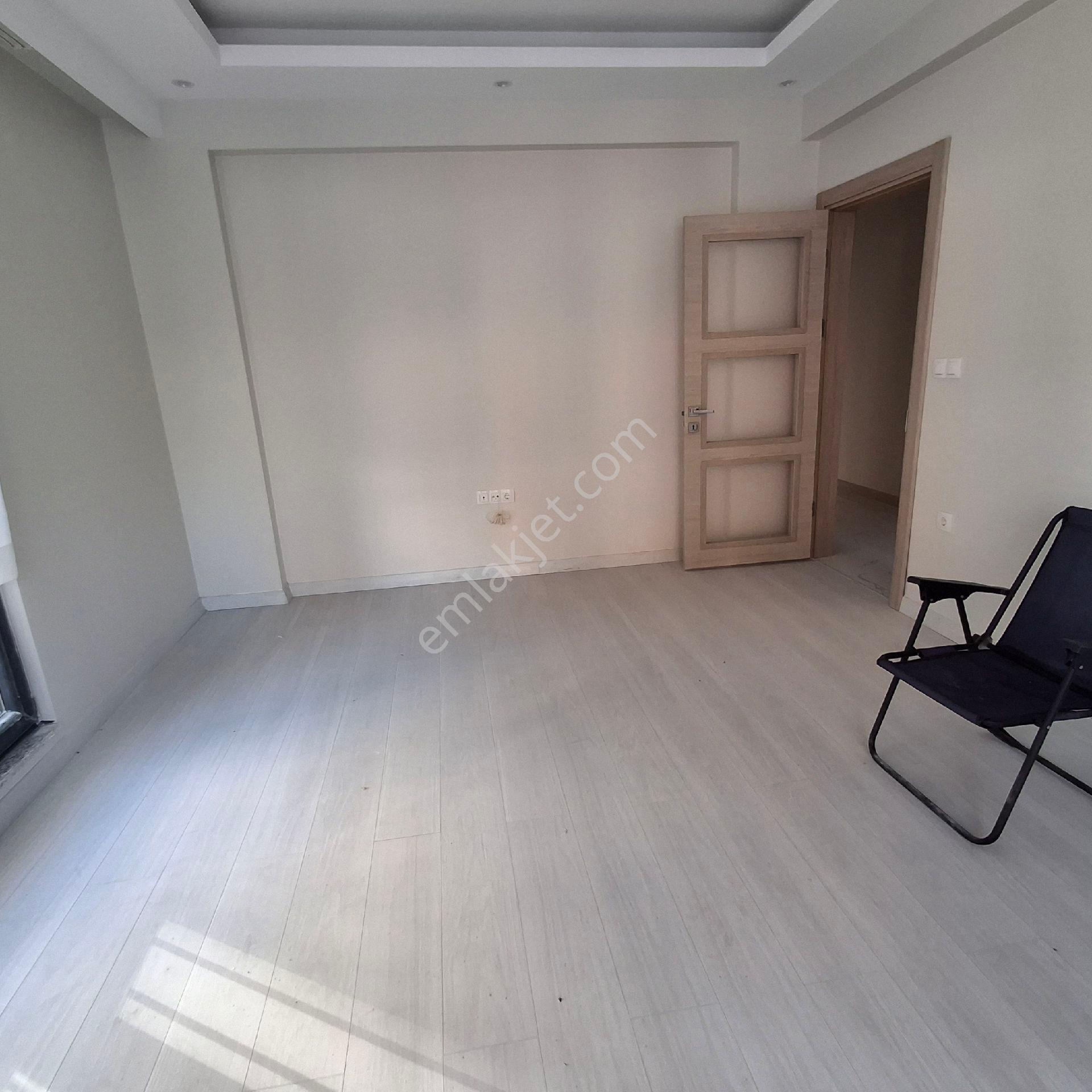 Tekirdağ Muratlı Fatih Mah.de Merkezi Konumda Geniş,aydınlık Sıfır 2+1 Yüksek Giriş Kiralık Daire - Görsel 15