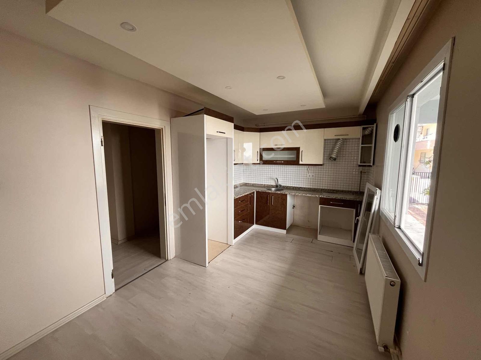 Kemalpaşa Mehmet Akif Ersoy 140 M2 3+1 Kiralık Daire - Görsel 7