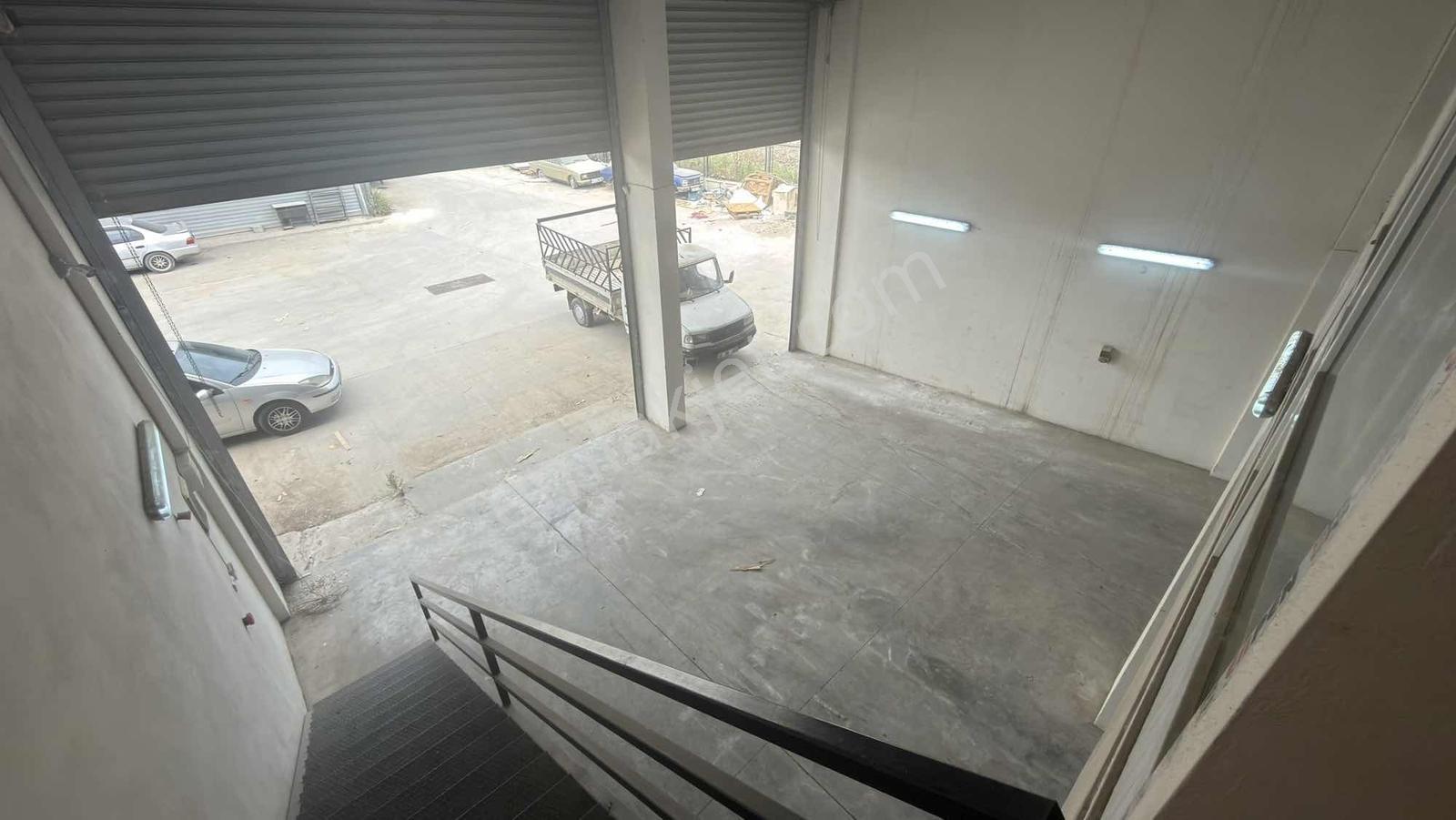 Karşıyaka Yetsan İşmerkezinde Köşe İşyeri 150 M2 Kiralık - Görsel 5