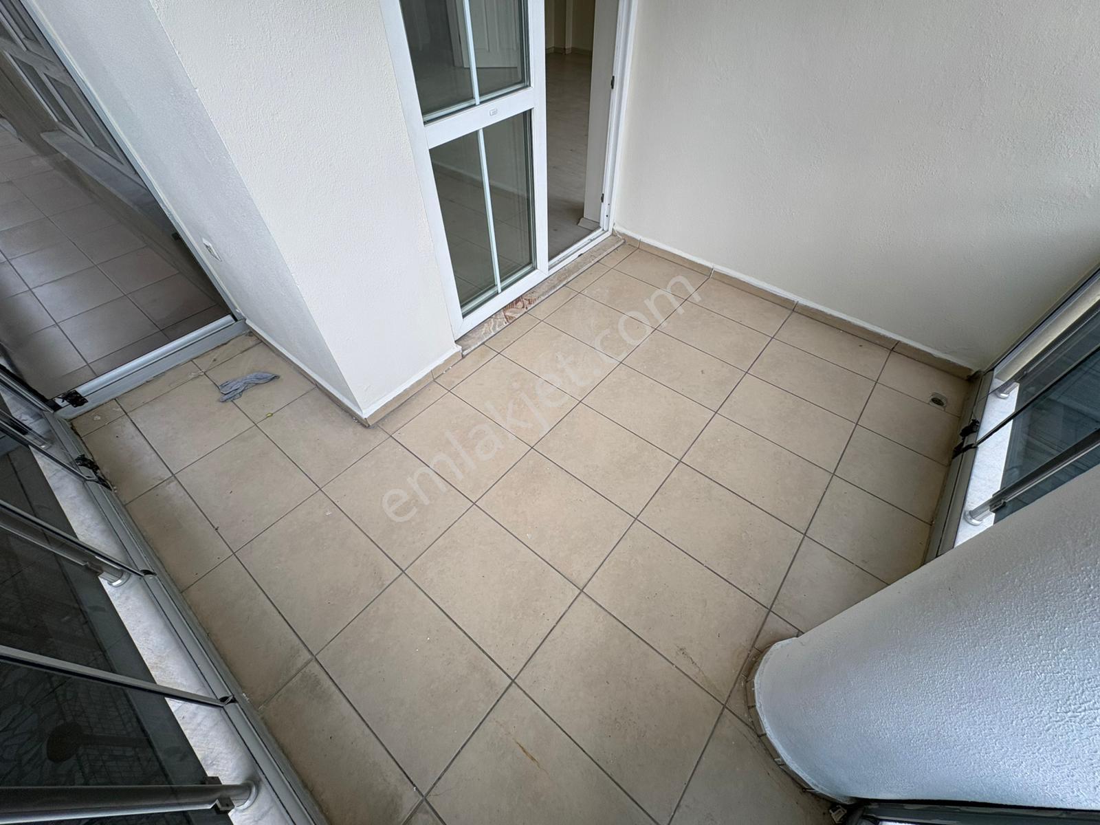 Sahibinden Edremit Cennetayağı Mahallesinde 3+1 Kiralık Daire - Görsel 6