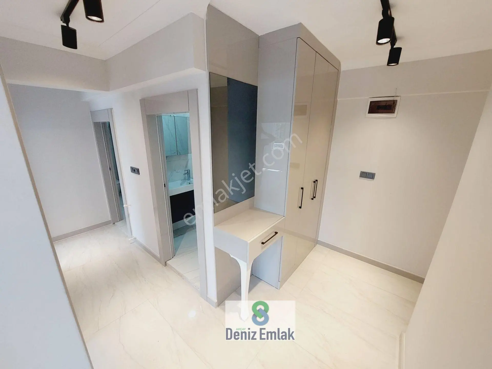 Deniz Den Akçay İkizçay'da Satılık Geniş Balkonlu 2+1 Daire - Görsel 6