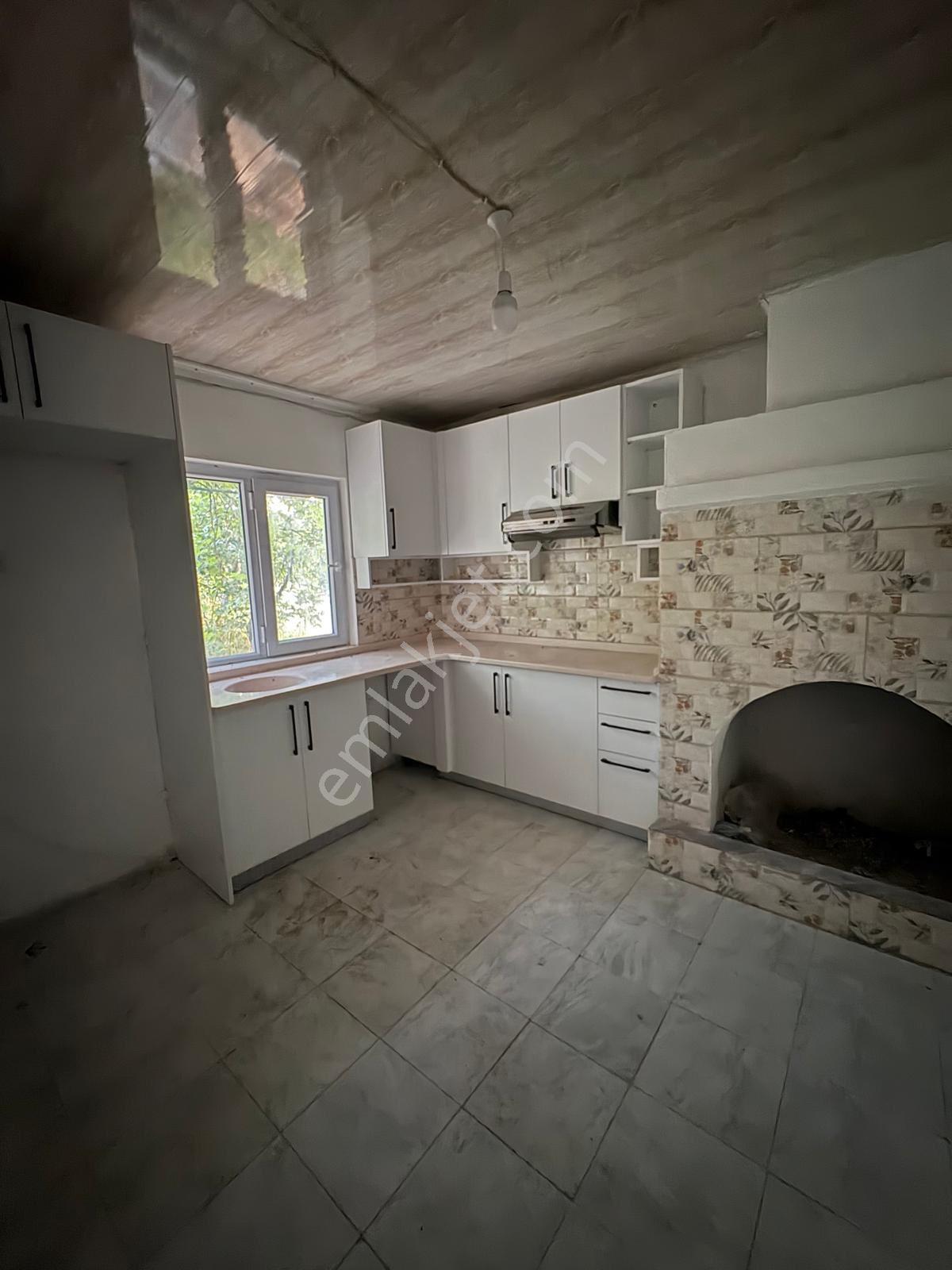 Muğla Menteşe Yeşilyurt Mah. Satılık Ev Ve 3.228 M2 Arazi - Görsel 9