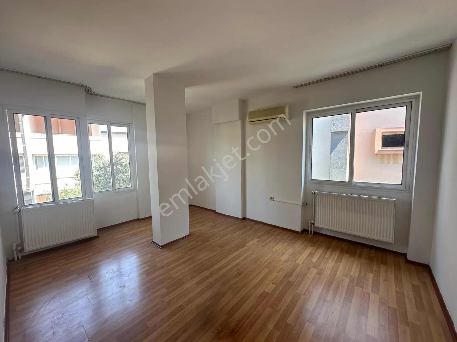 Gaziemir Nasır Villaları Sitesi'nde Kiralık 4+1 Tripleks Villa - Görsel 5