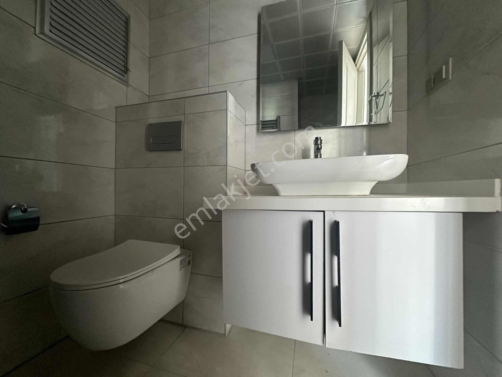 Park Yaşam Atlantis'te Kiralık 1+1 Giriş Cephe Ara Kat Daire - Görsel 19