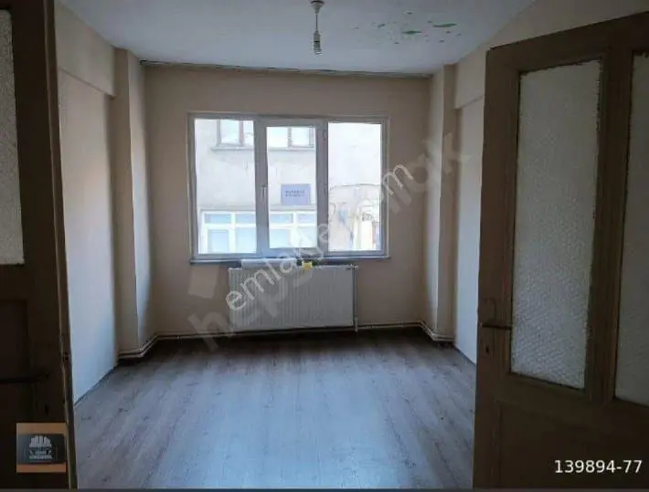 Cadde Üzeri,açık Cephe, Düşük Aidat,boş 2+1 Daire - Görsel 2