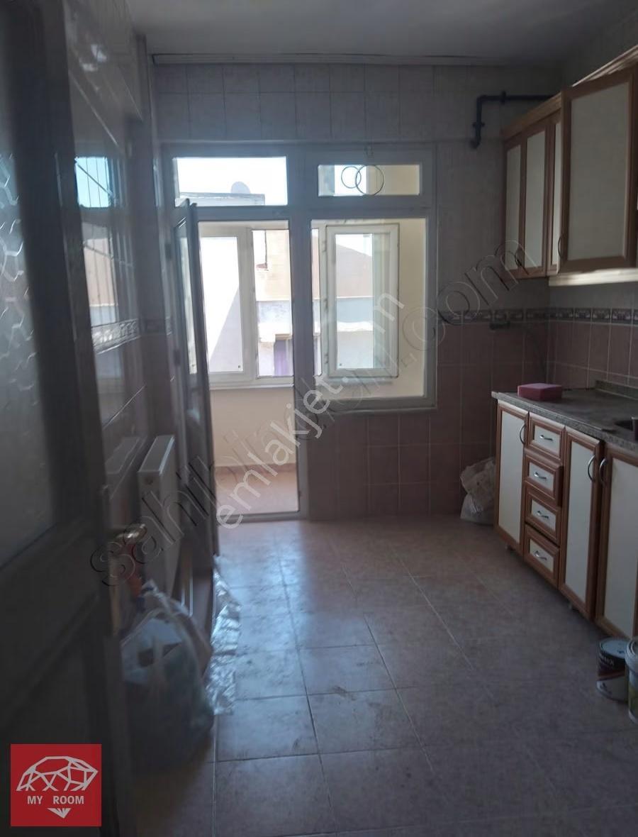 Ümraniye Ihlamurkuyu Mahallesinde 2+1 Kiralık Daire - Görsel 7