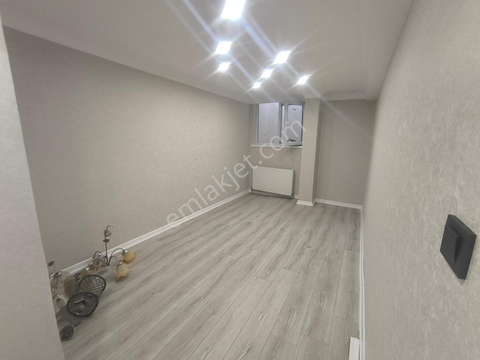 Bağlum Karakaya'da 3+1 Kot,2 Full Yapılı Balkonlu Satılık Daire - Görsel 12