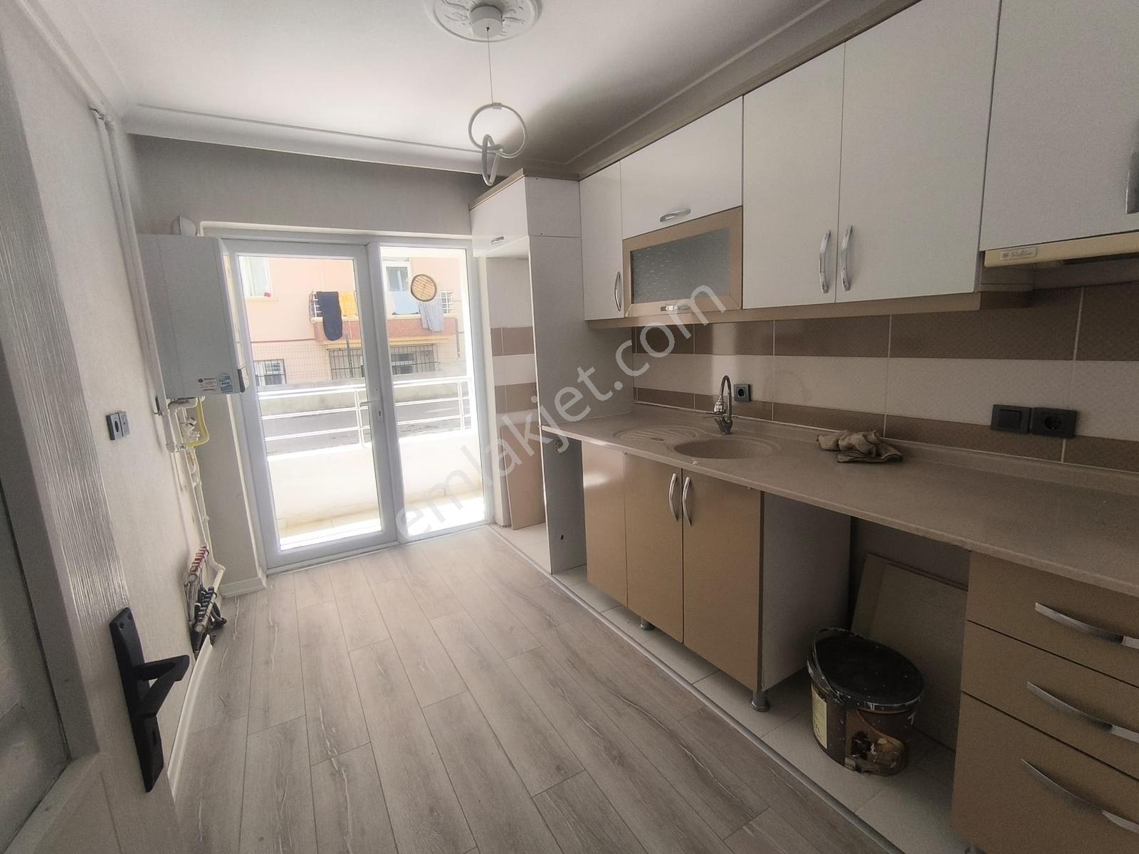 Bağlum Karakaya'da 3+1 Kot,2 Full Yapılı Balkonlu Satılık Daire - Görsel 19