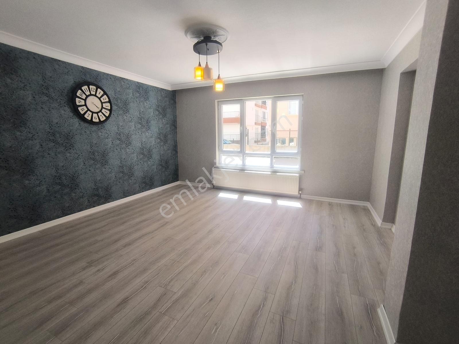 Bağlum Karakaya'da 3+1 Kot,2 Full Yapılı Balkonlu Satılık Daire - Görsel 16