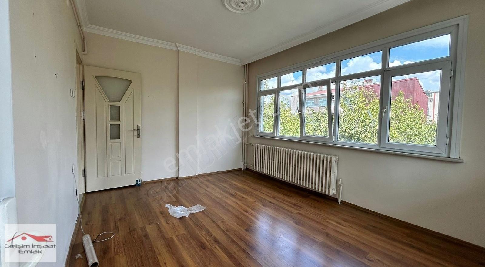 Gelişim Emlak`tan Merkezi Lokasyonda,ara Kat,aydınlık 2+1, 85m² - Görsel 14