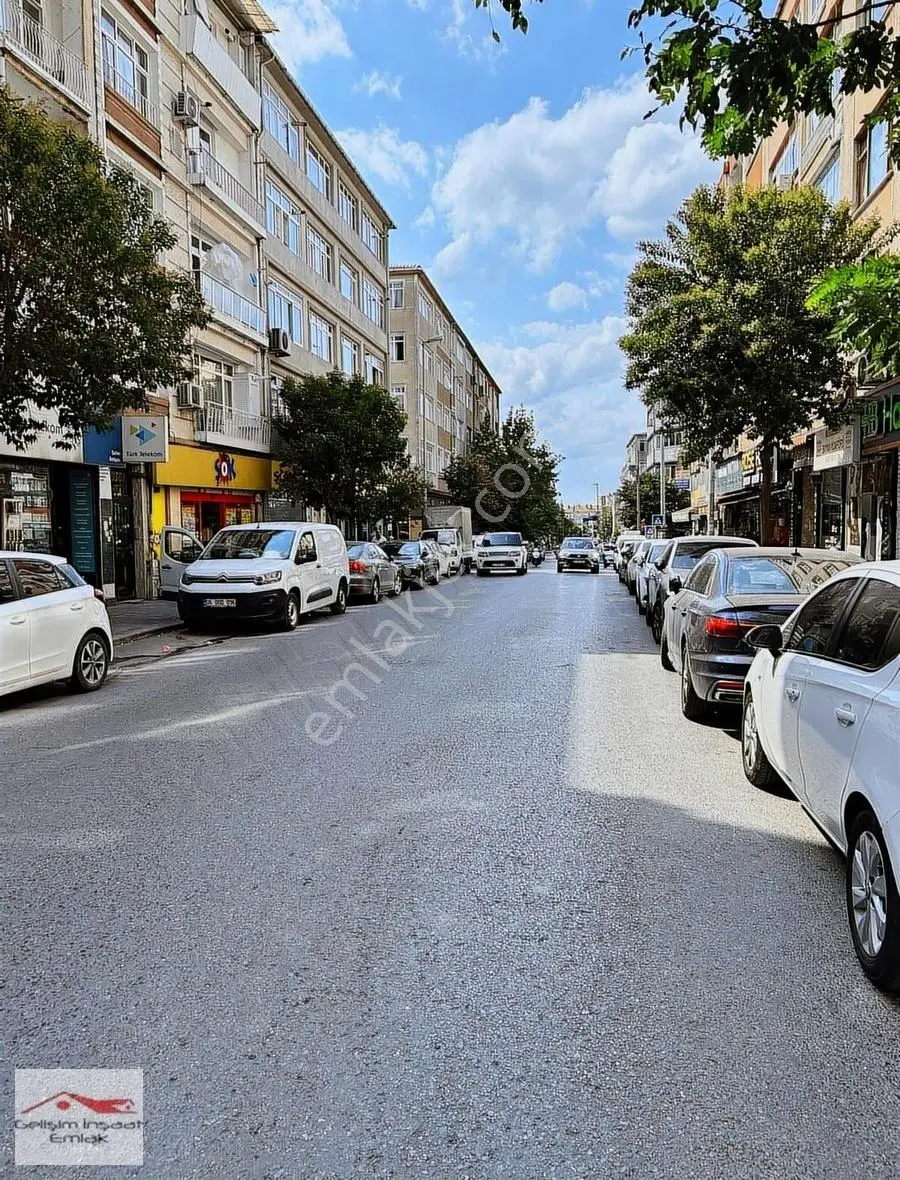 Gelişim Emlak`tan Merkezi Lokasyonda,ara Kat,aydınlık 2+1, 85m² - Görsel 3