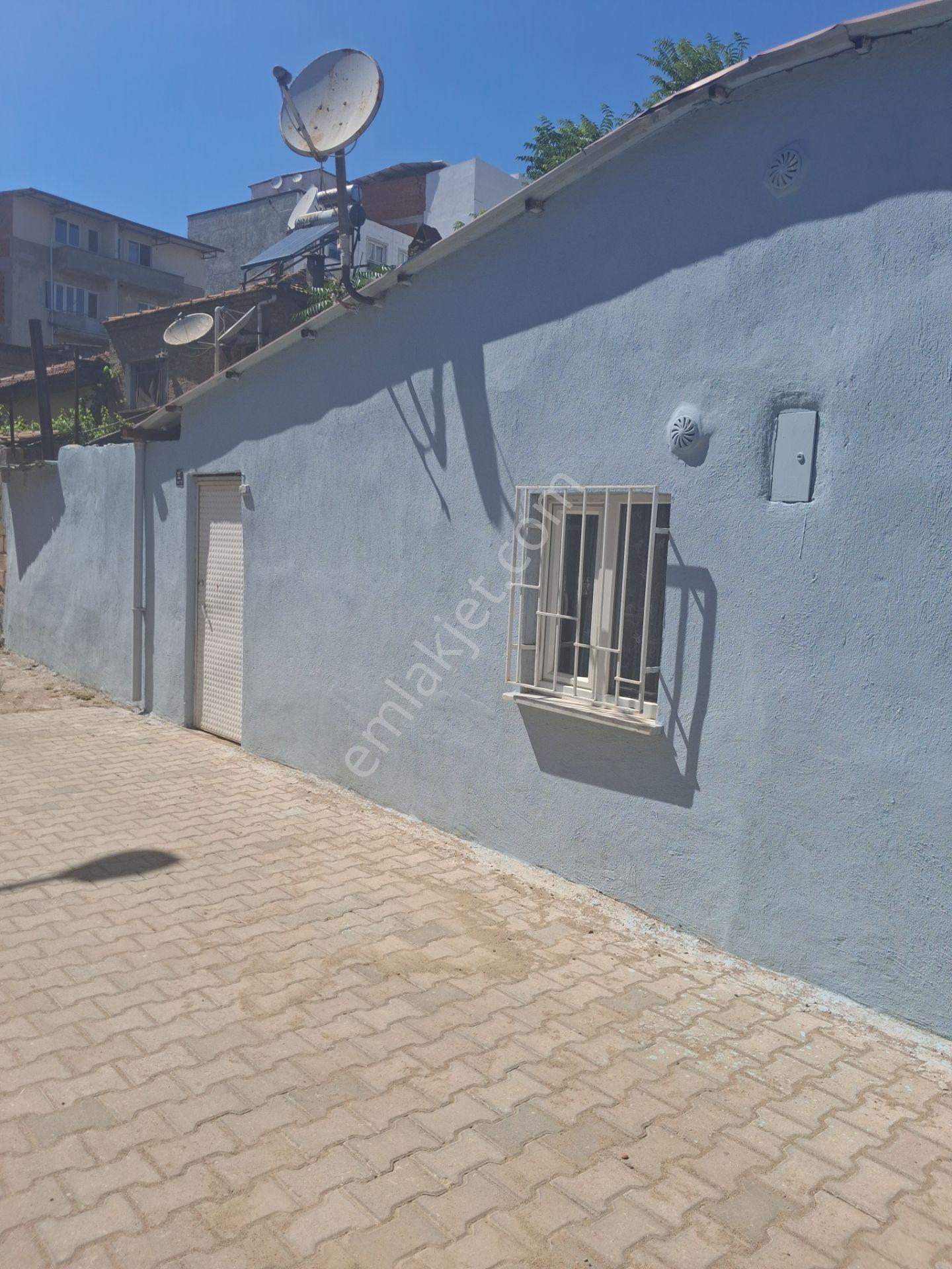 Nazilli Sümer Mahallesi'nde Satılık 2+1 Müstakil Ev Avlulu Masrafsız Köşebası - Görsel 2