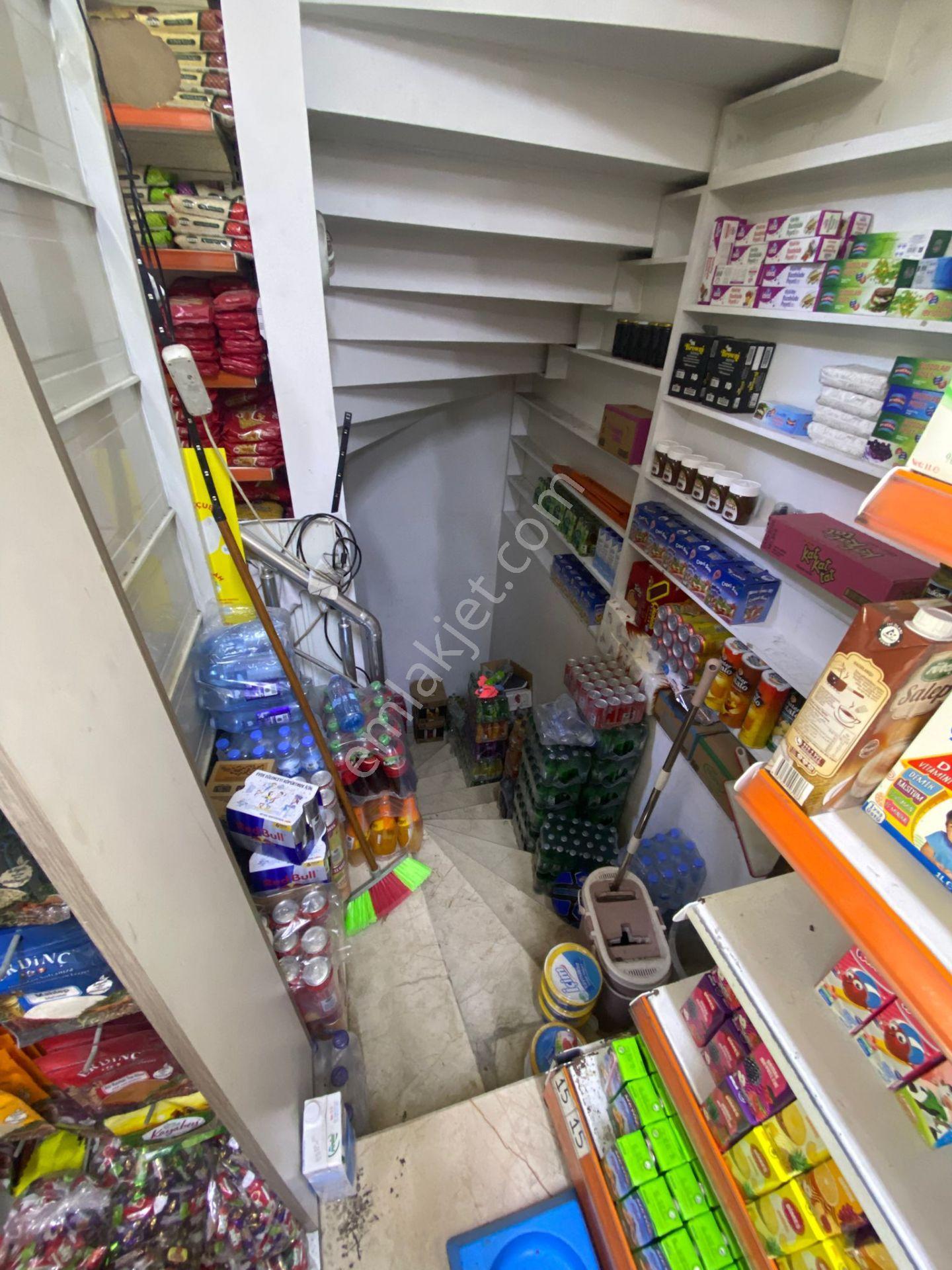Esenyurt'ta 8 Yıllık Binada Cadde Üzerinde 120m2 Depolu Dükkan - Görsel 5