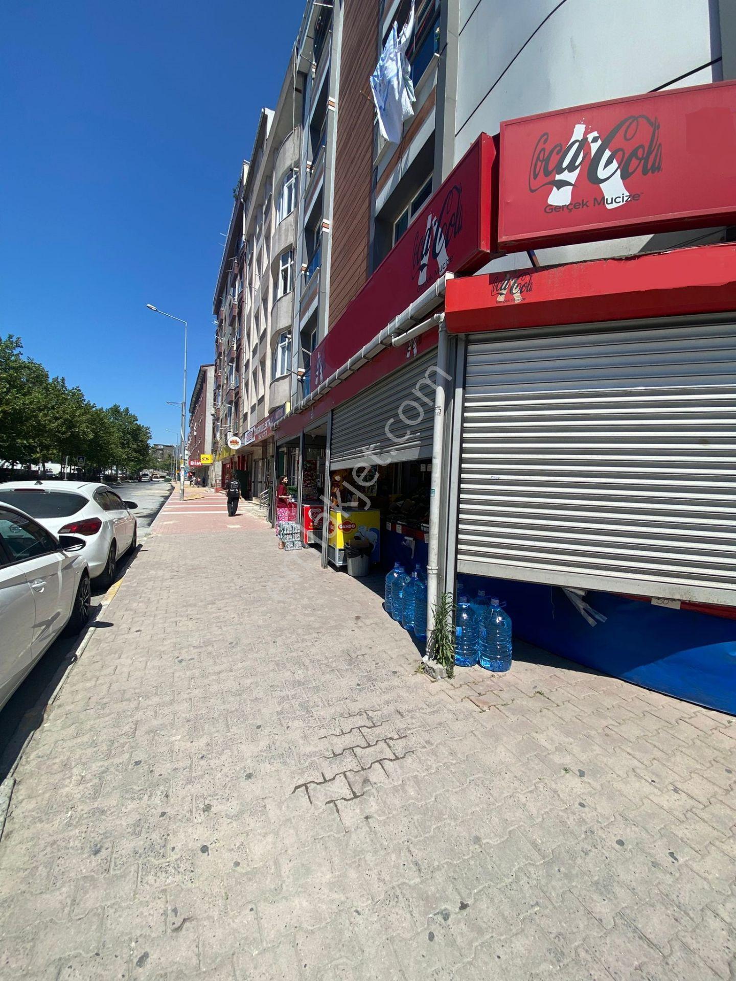 Esenyurt'ta 8 Yıllık Binada Cadde Üzerinde 120m2 Depolu Dükkan - Görsel 8